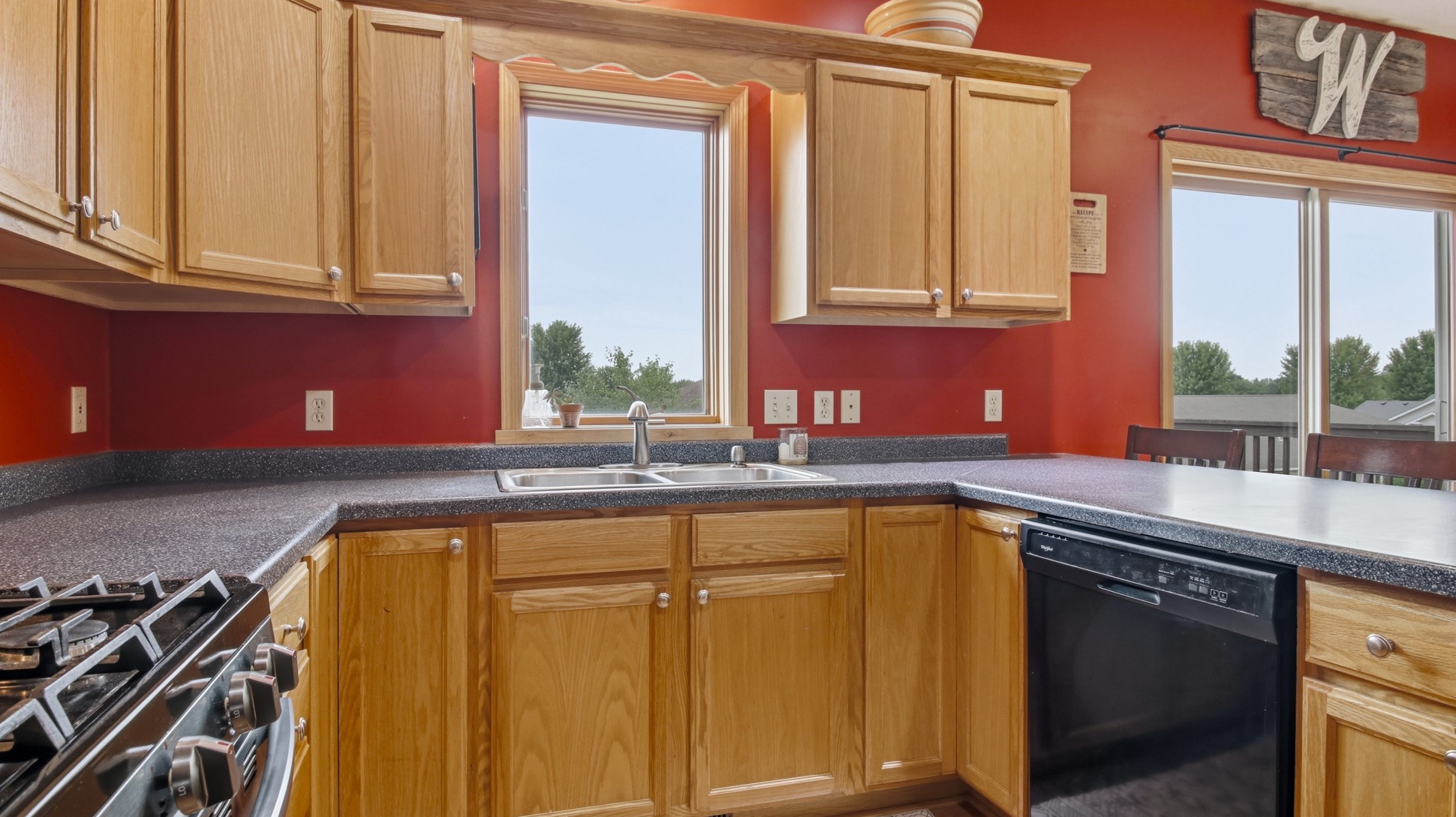 324 Birch Street Property Photo 14