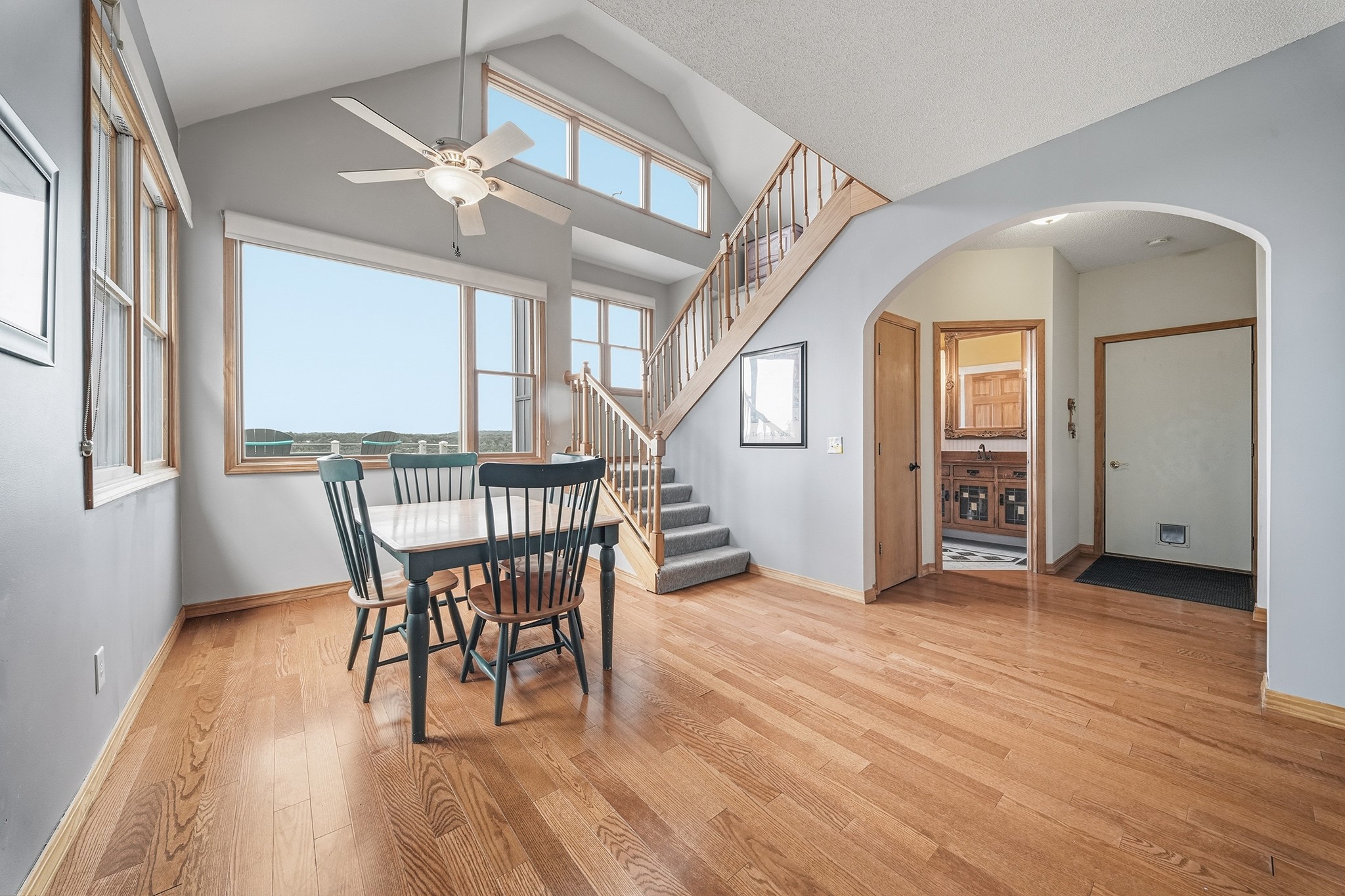 209 3rd Street Property Photo 2