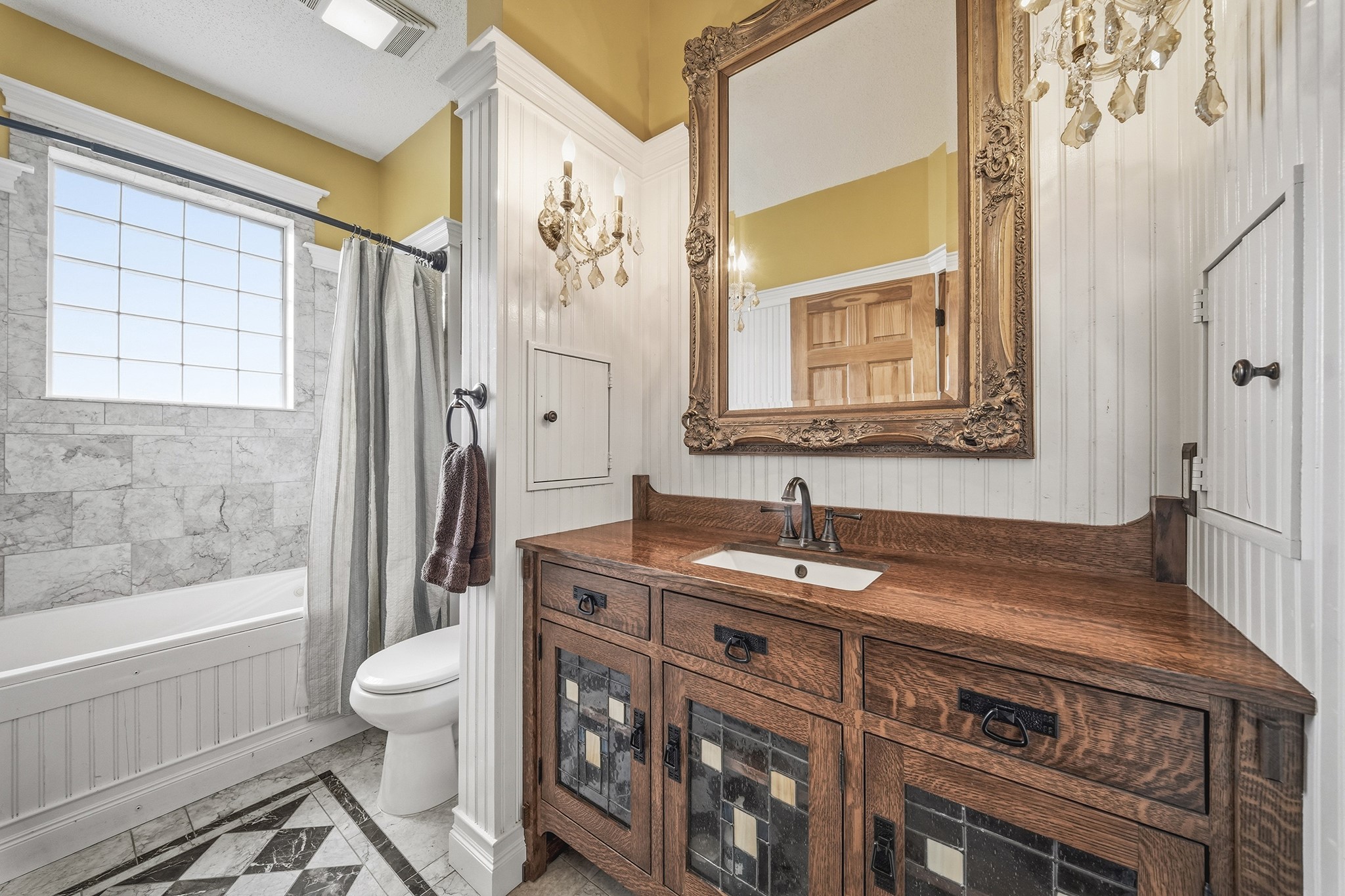 209 3rd Street Property Photo 13