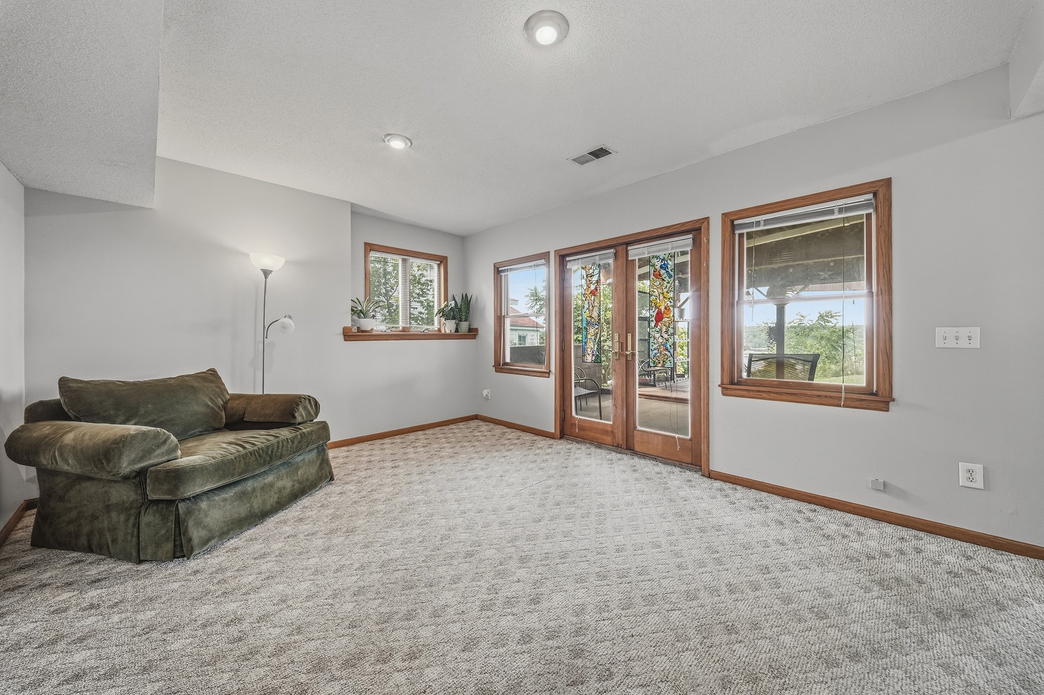 209 3rd Street Property Photo 33