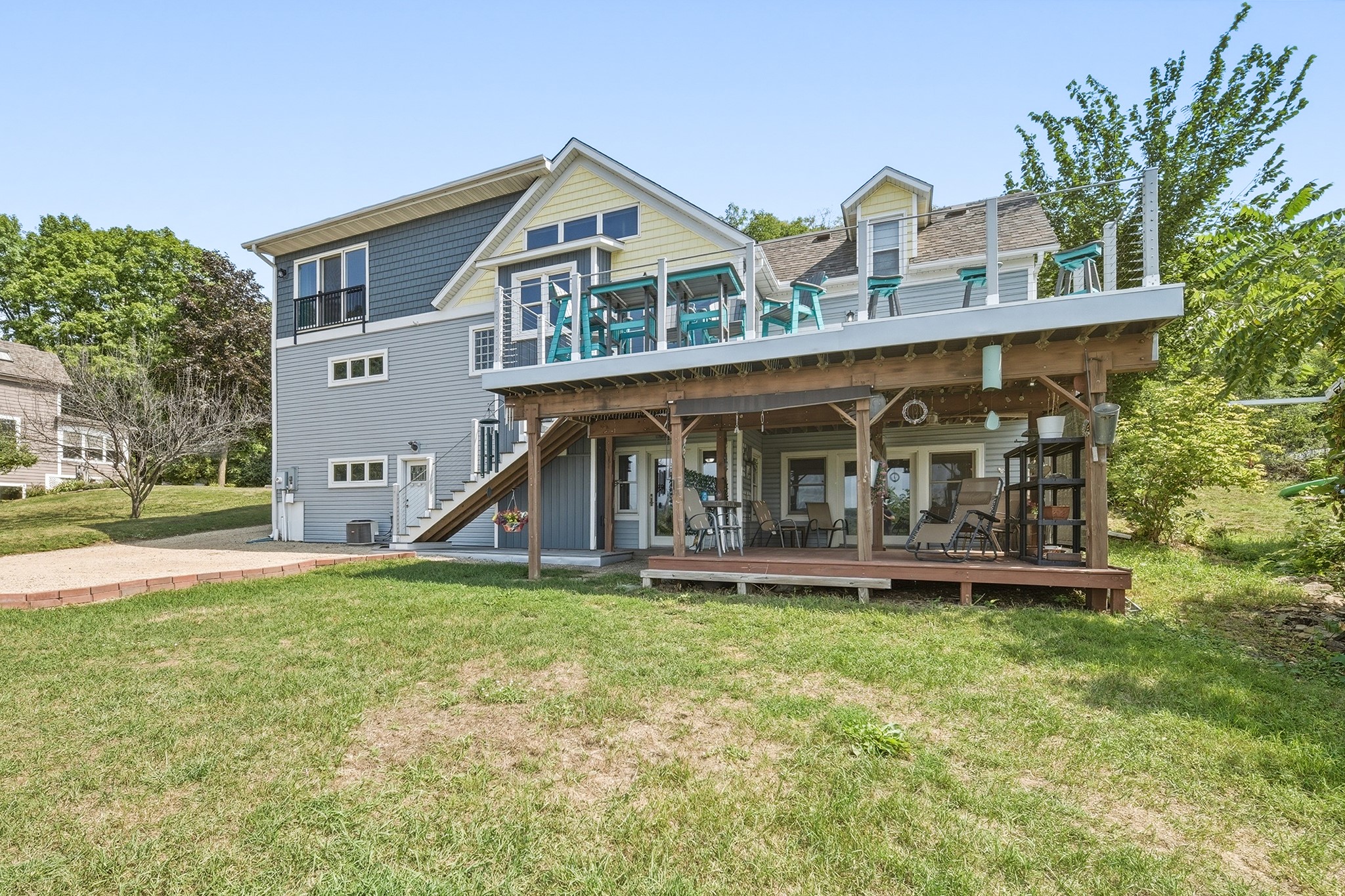 209 3rd Street Property Photo 52