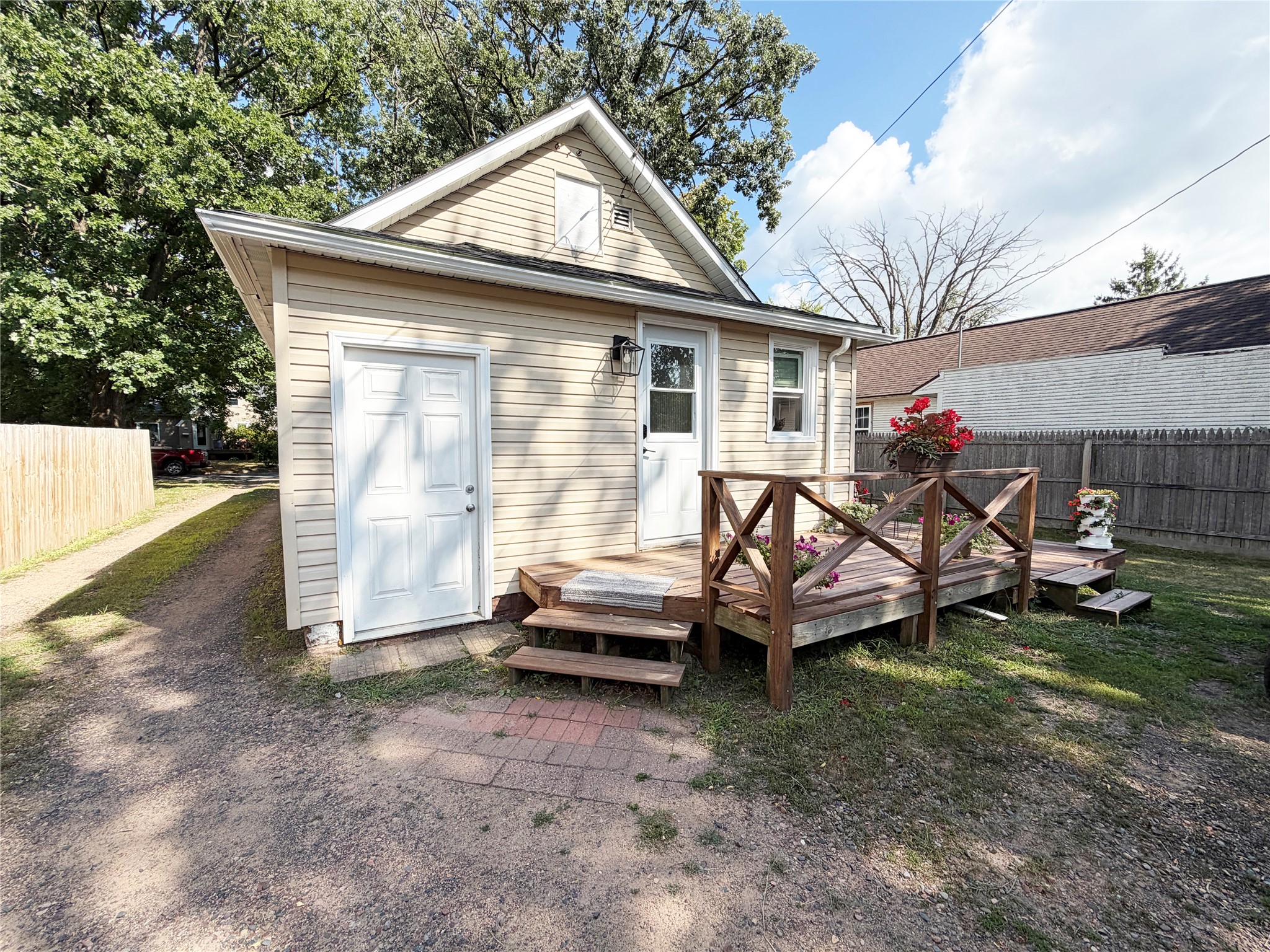 108 Couture Avenue Property Photo 26