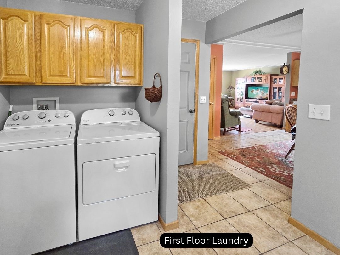 320 Driftwood Street Property Photo 13