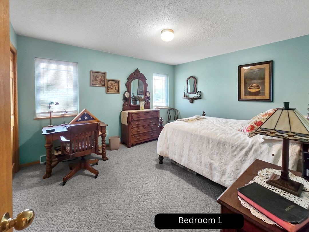 320 Driftwood Street Property Photo 19