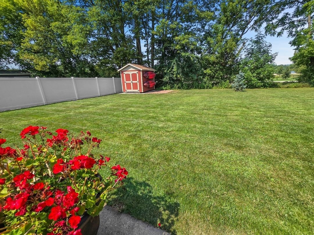 320 Driftwood Street Property Photo 40
