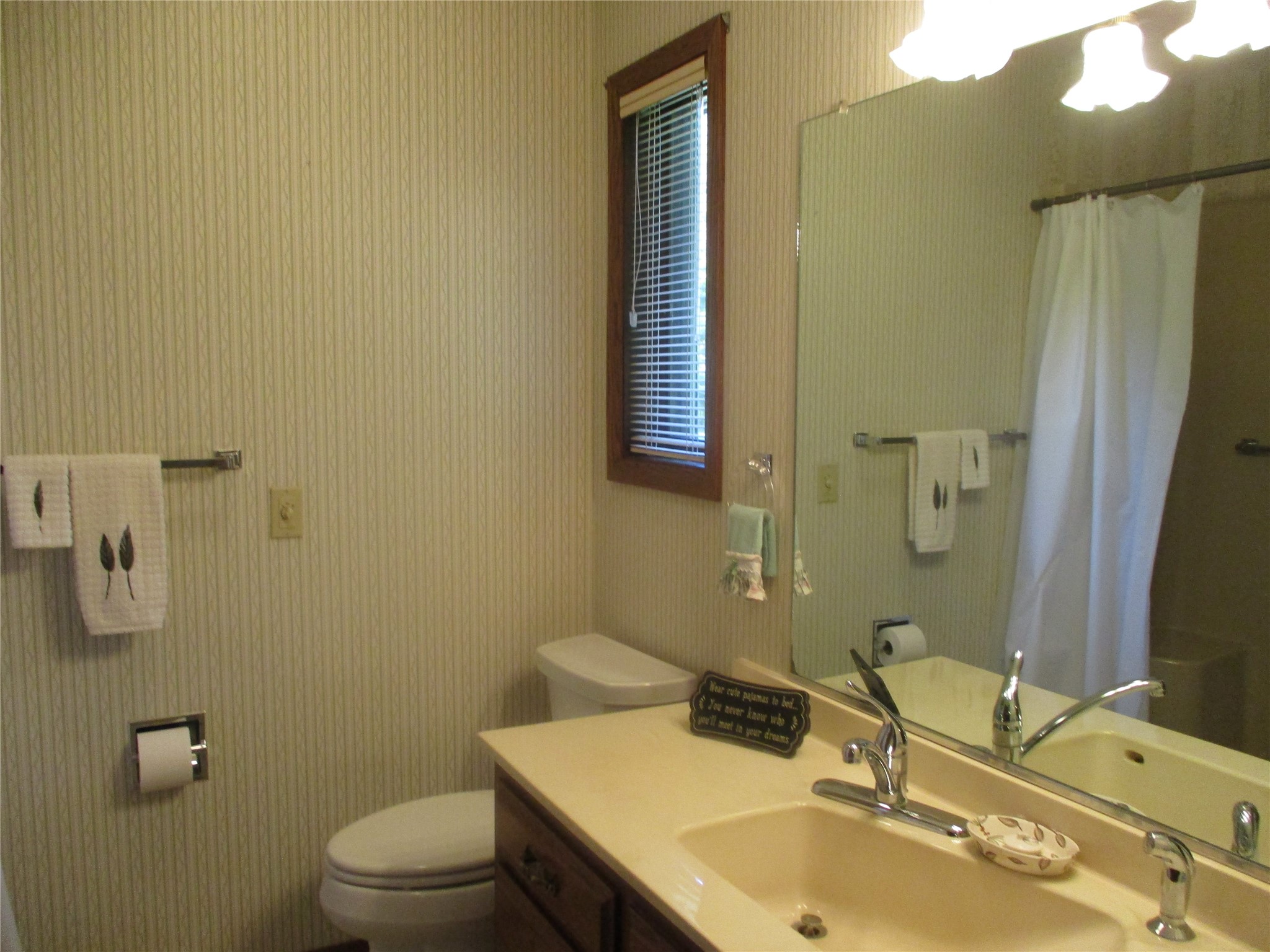 321 Woodside Drive Property Photo 12