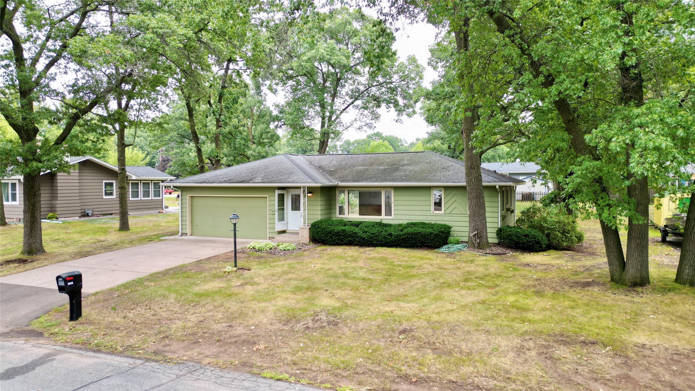 3045 Wedgewood Avenue Property Photo 3