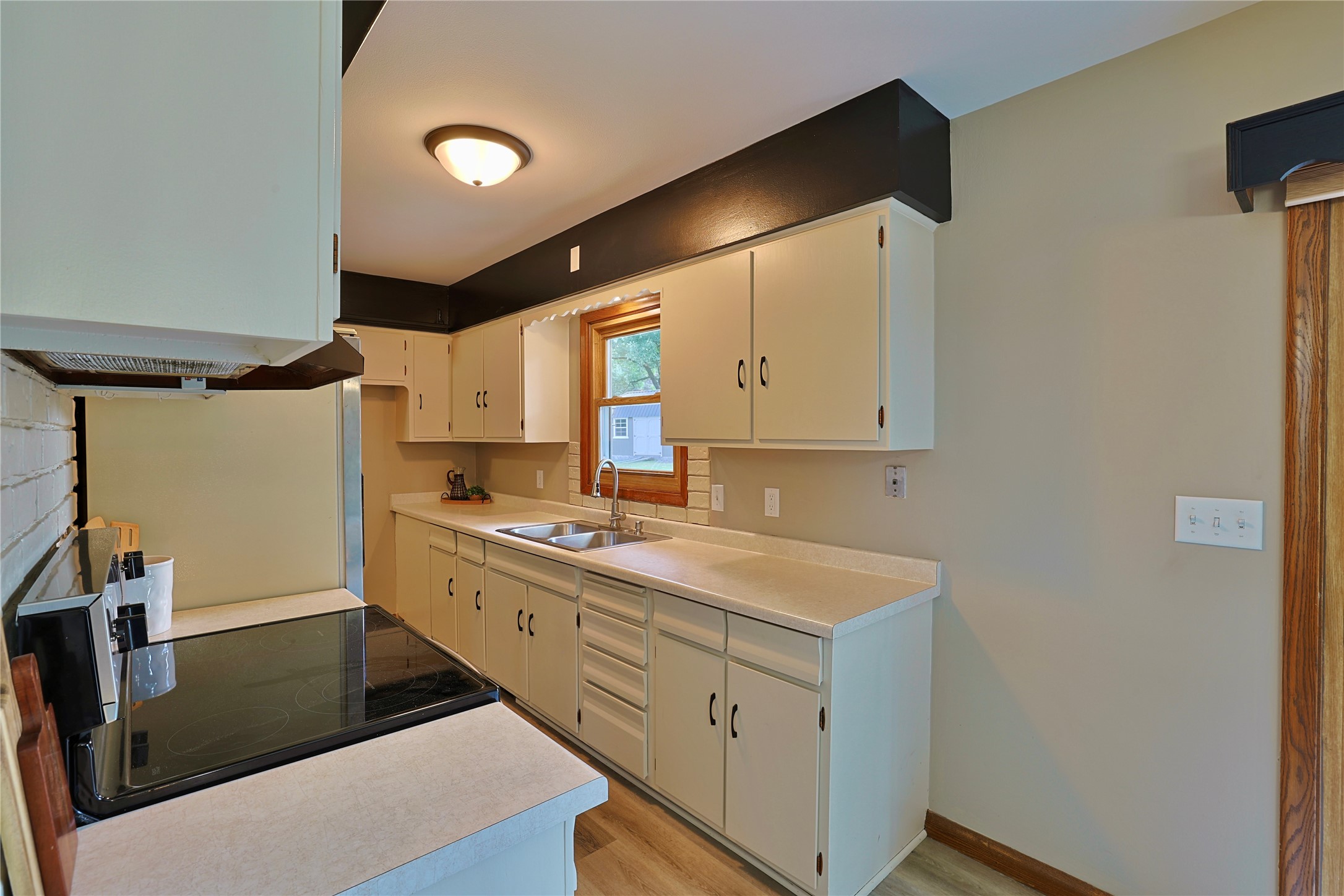3045 Wedgewood Avenue Property Photo 15