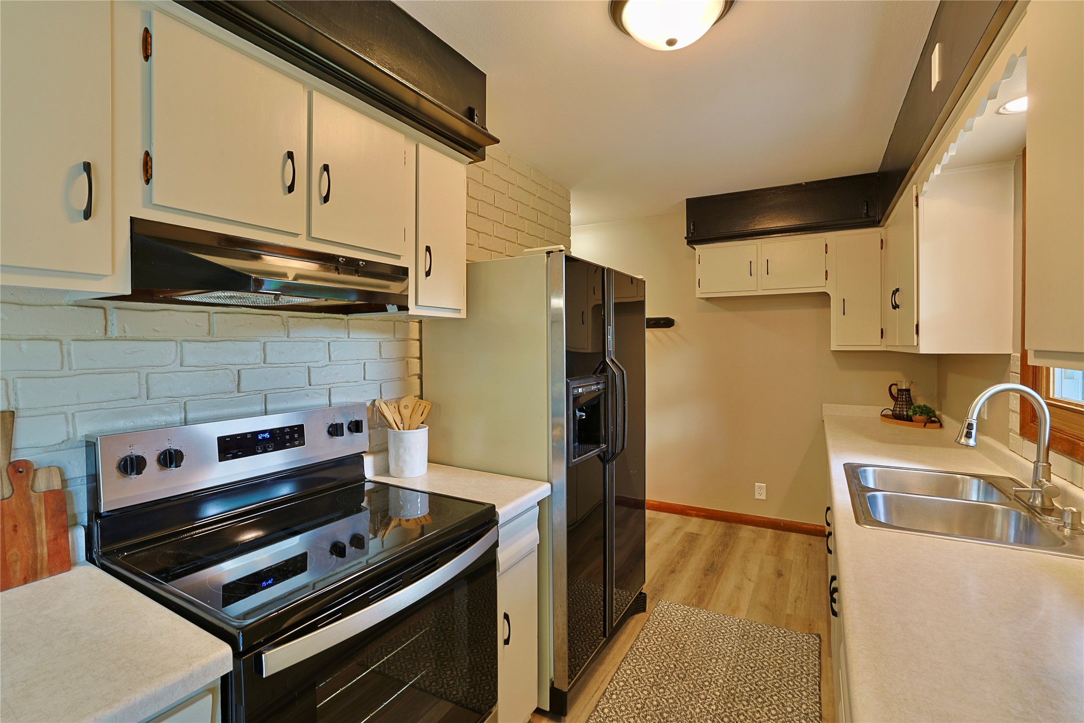 3045 Wedgewood Avenue Property Photo 16