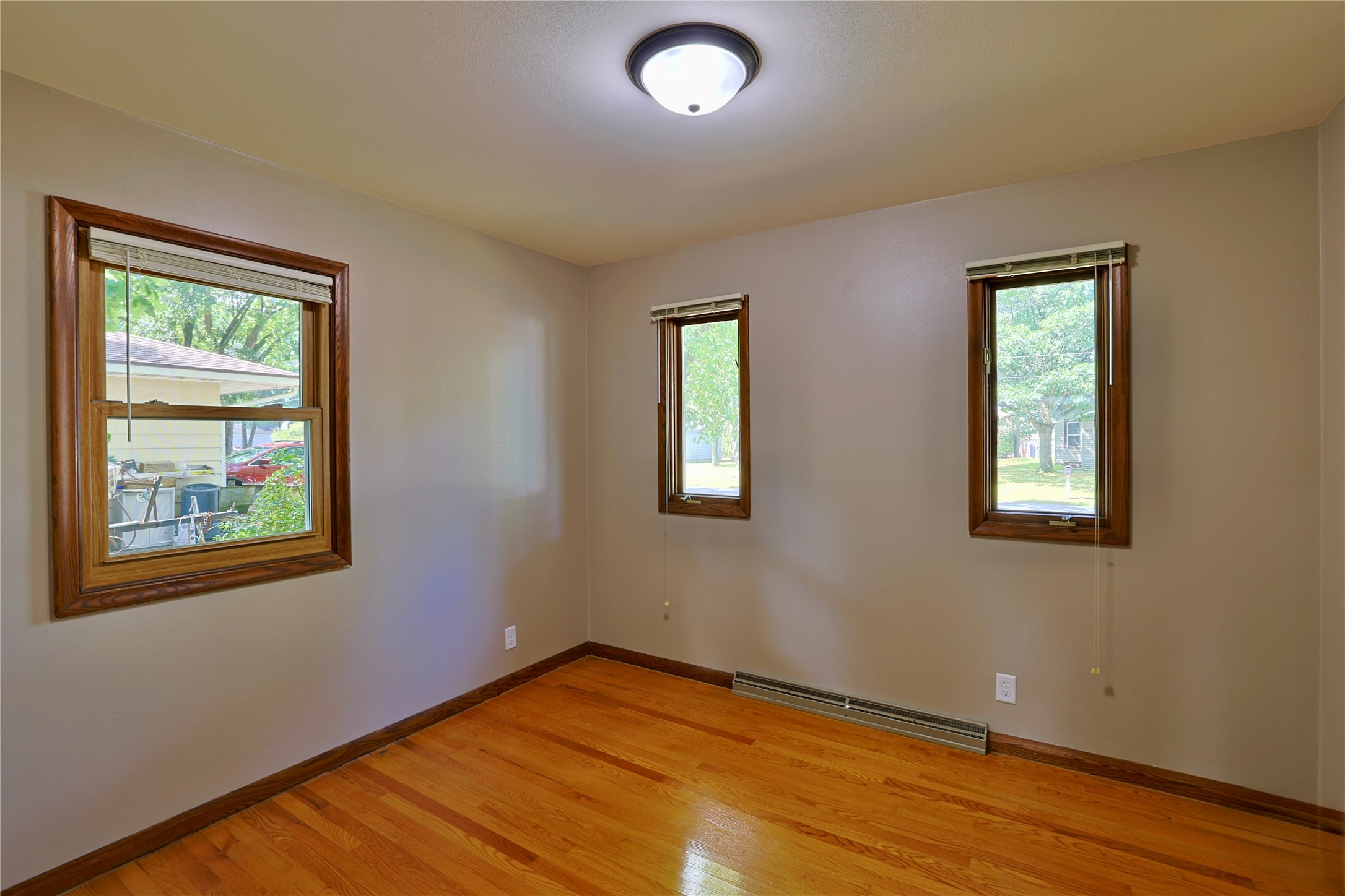 3045 Wedgewood Avenue Property Photo 25