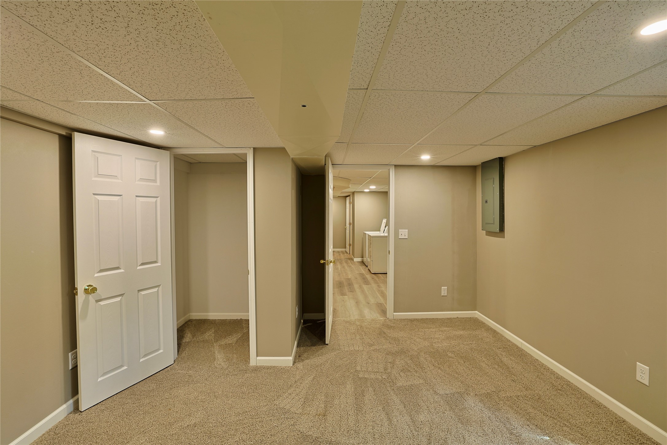 3045 Wedgewood Avenue Property Photo 45