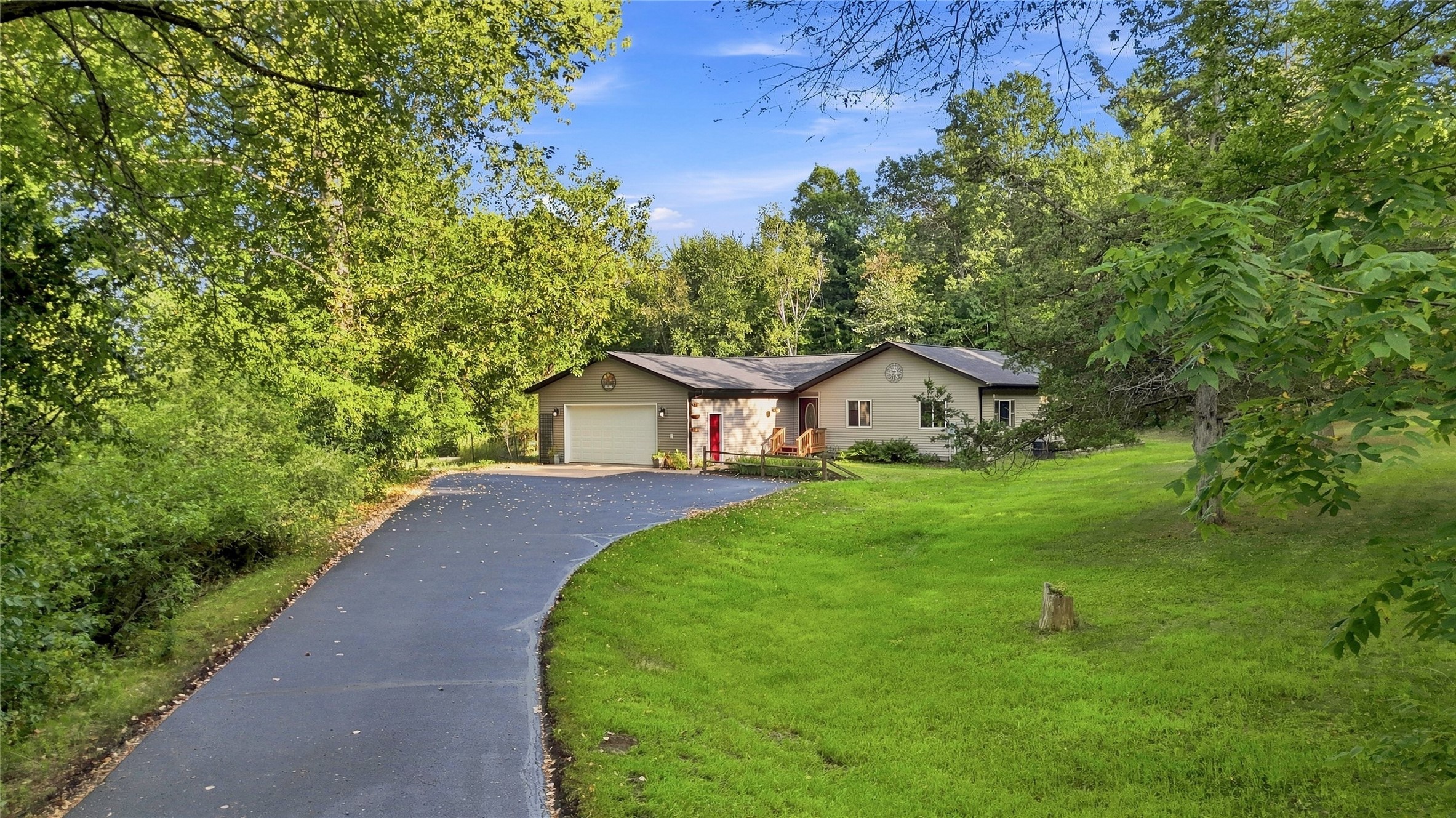 7375 S Lowes Creek Road Property Photo 8