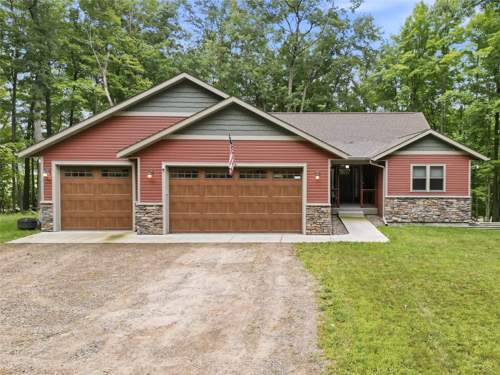 14982 213th Avenue Property Photo 1
