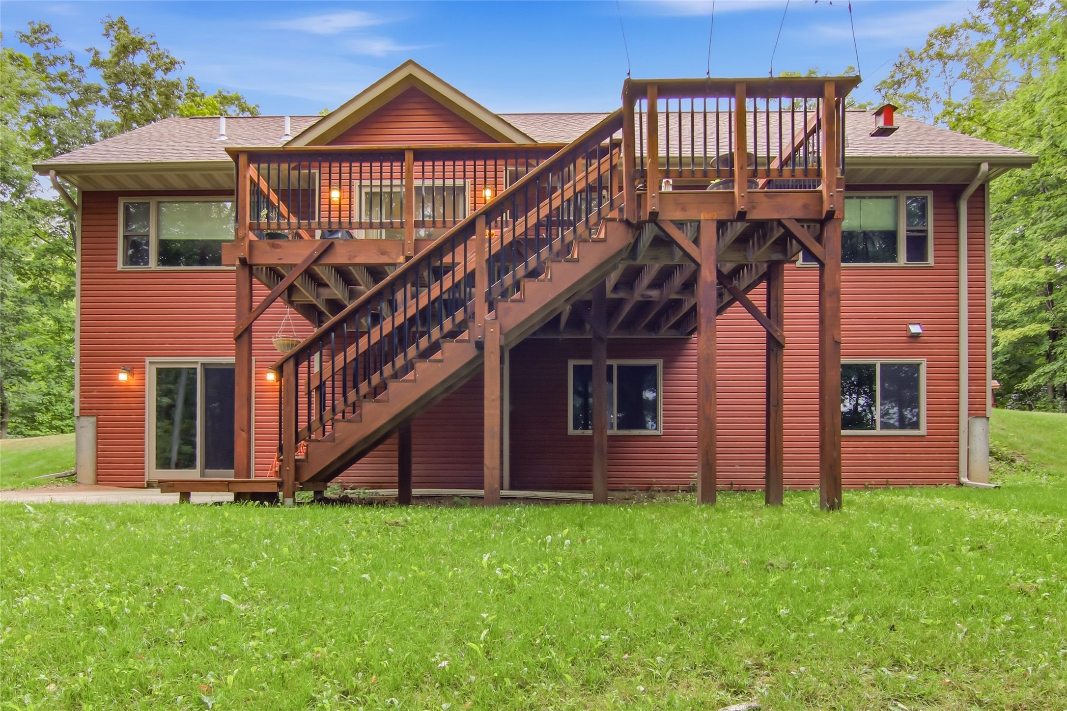14982 213th Avenue Property Photo 9