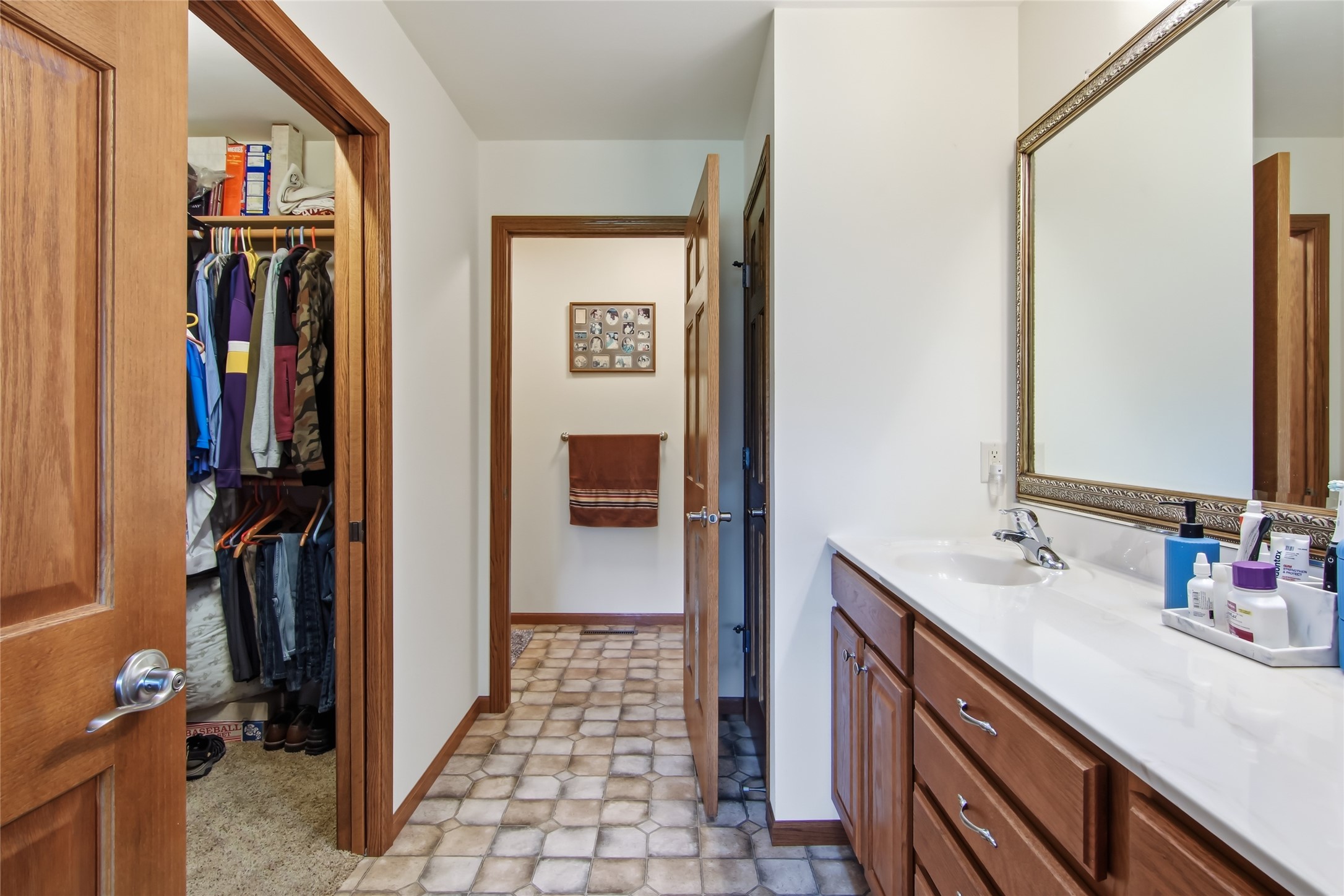 9852 162nd Street Property Photo 15