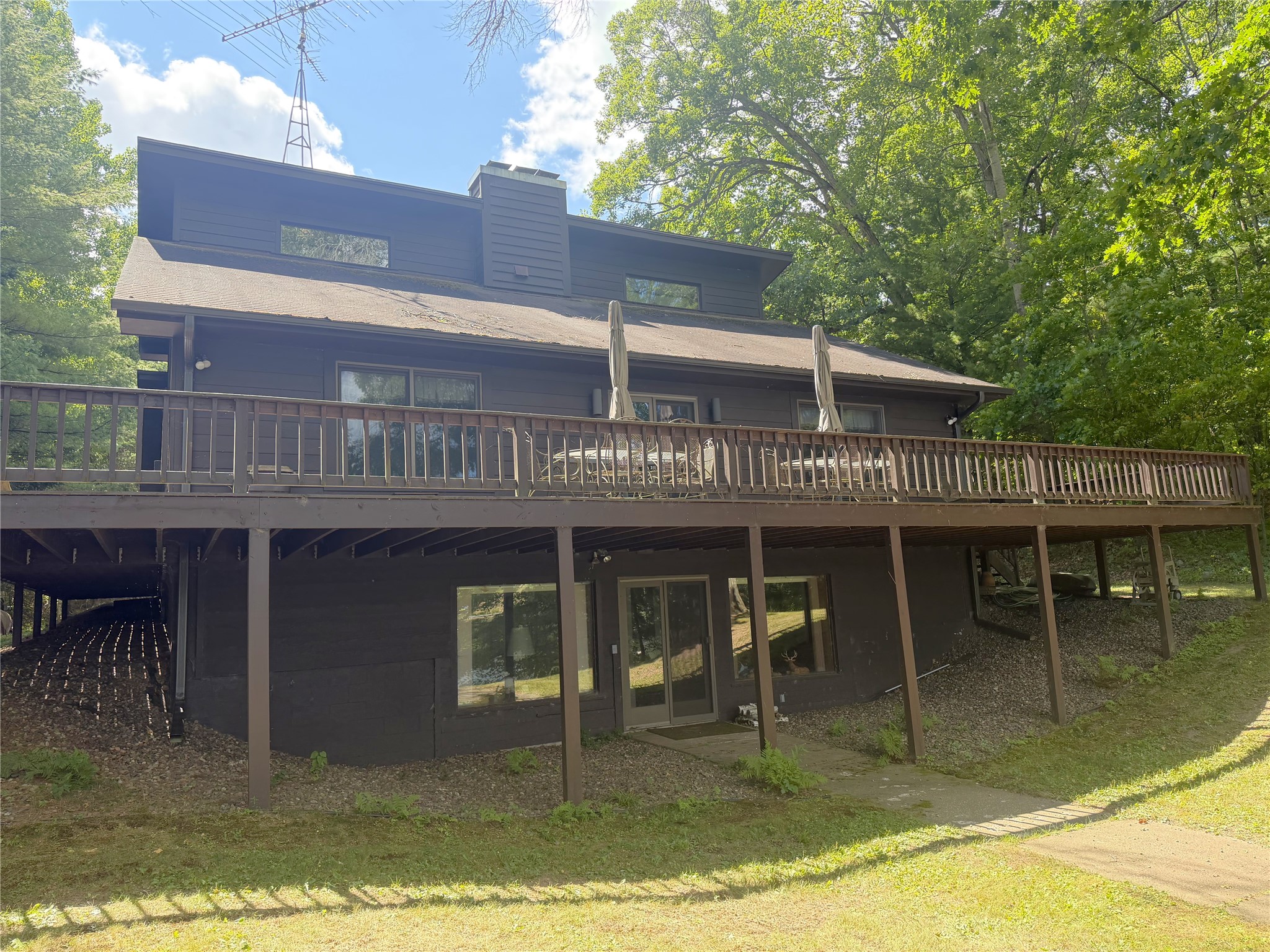 9524 297th Avenue Property Photo 3