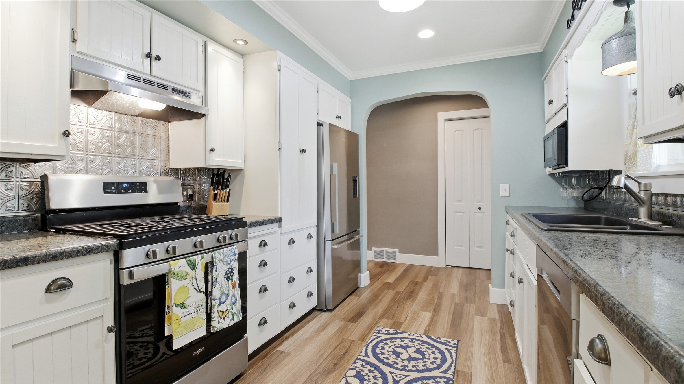 737 Lafollette Street Property Photo 14