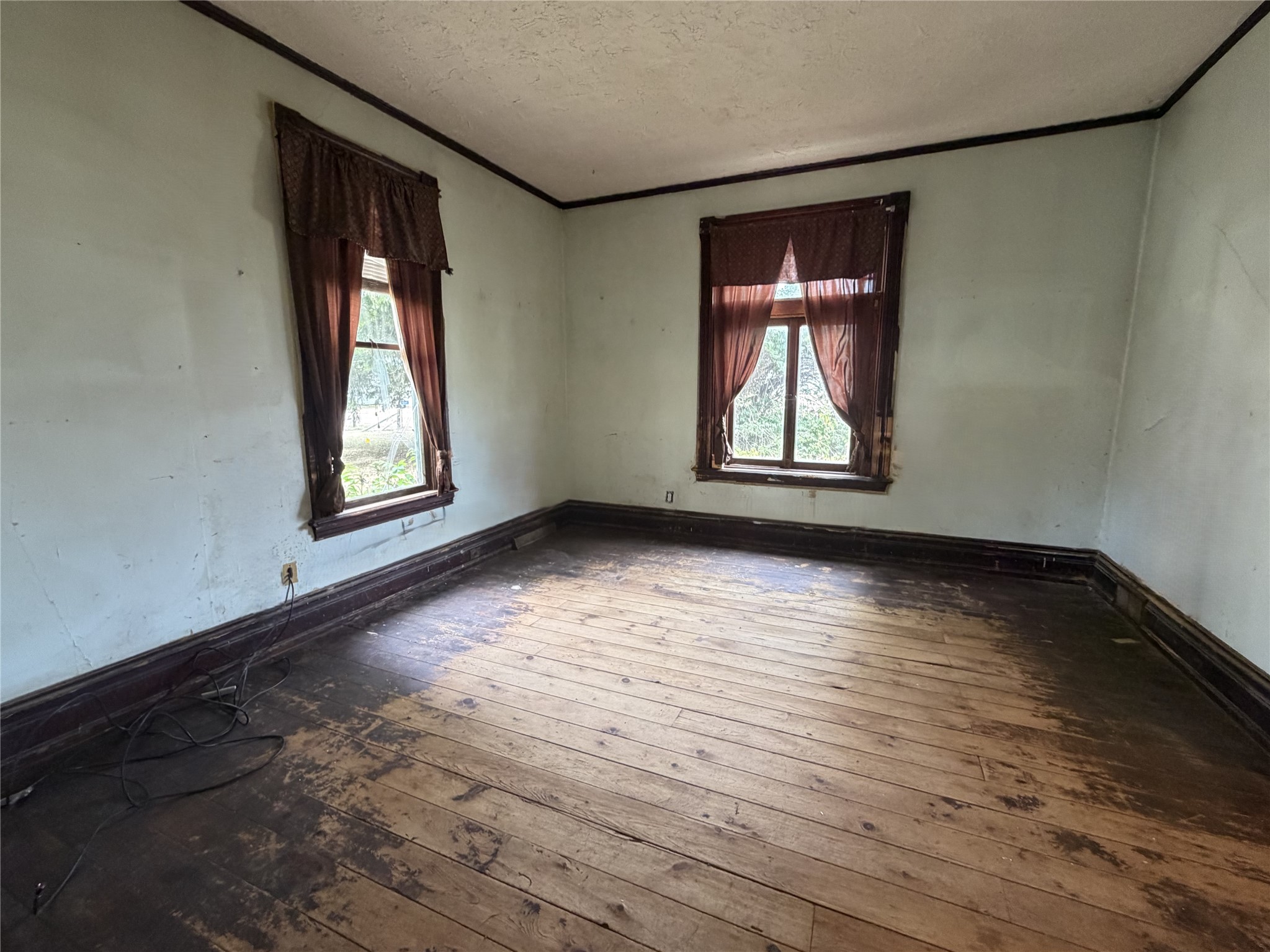 W11463 Halstead Street Property Photo 13