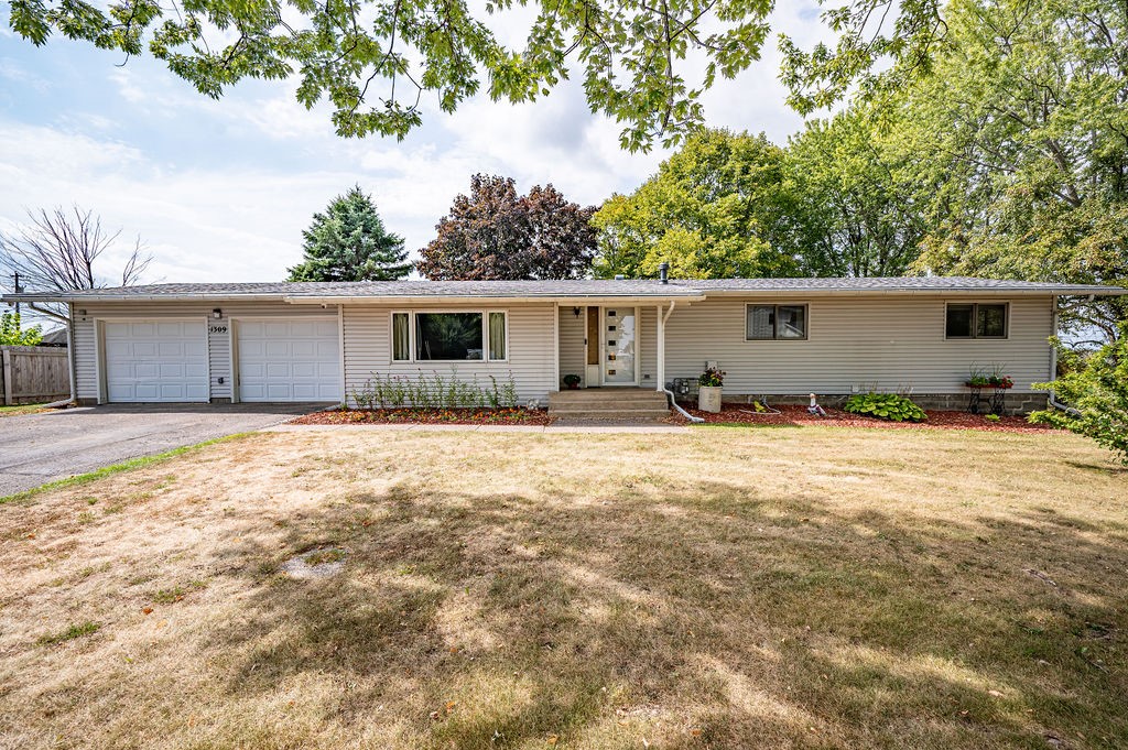 1309 Debra Street Property Photo 1