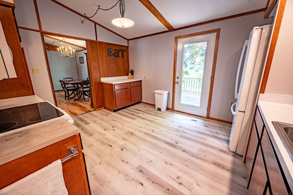 1309 Debra Street Property Photo 5