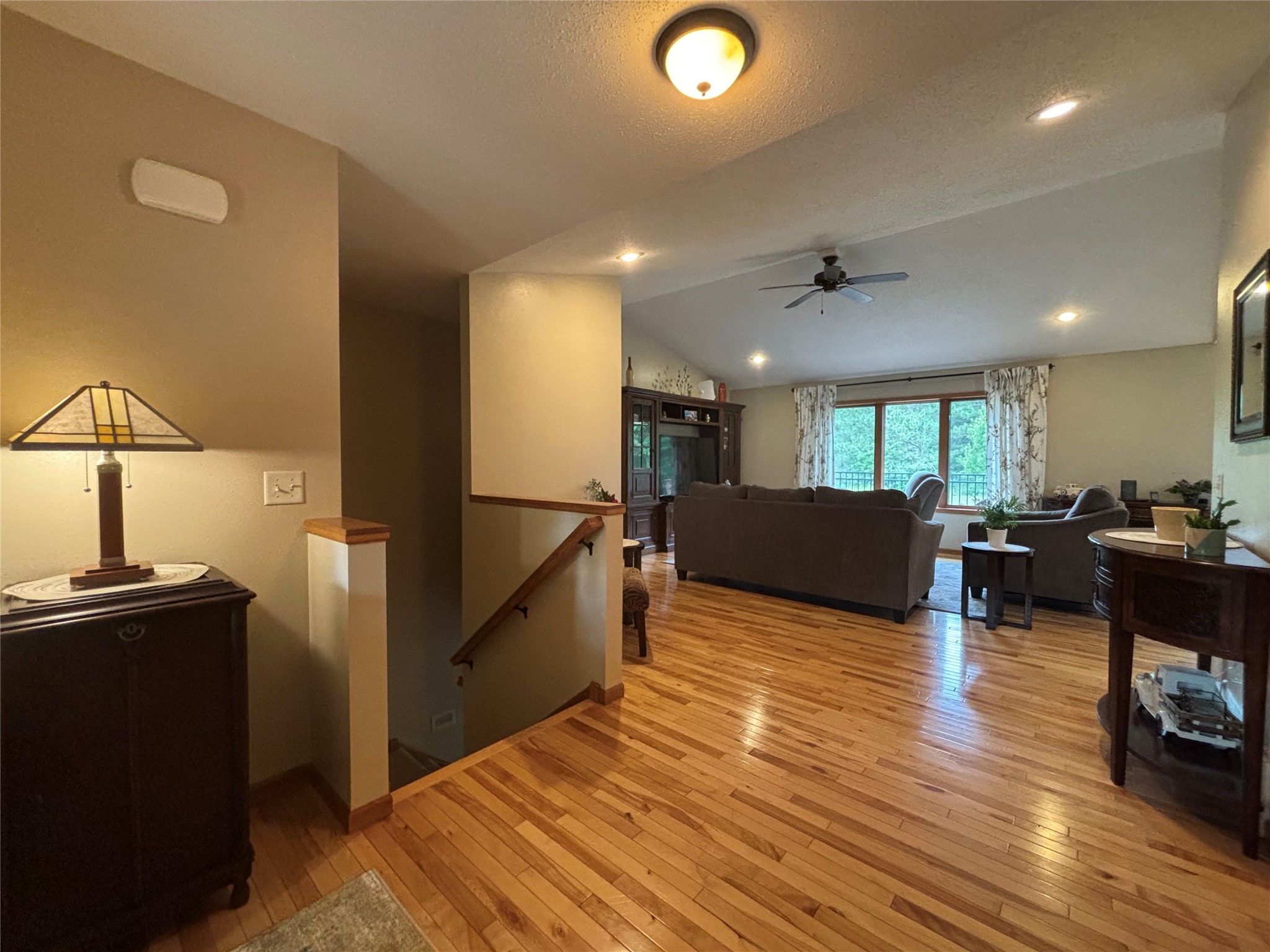 855 Bauer Avenue Property Photo 4