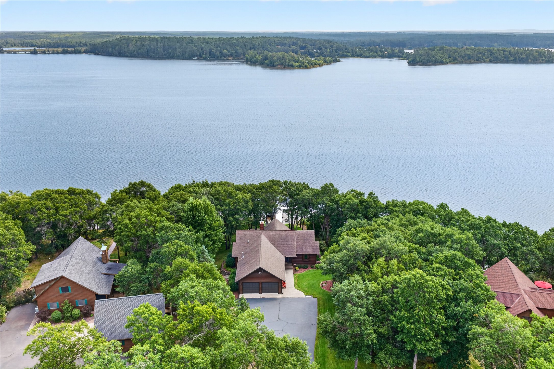 N14320 Island View Road Property Photo 6