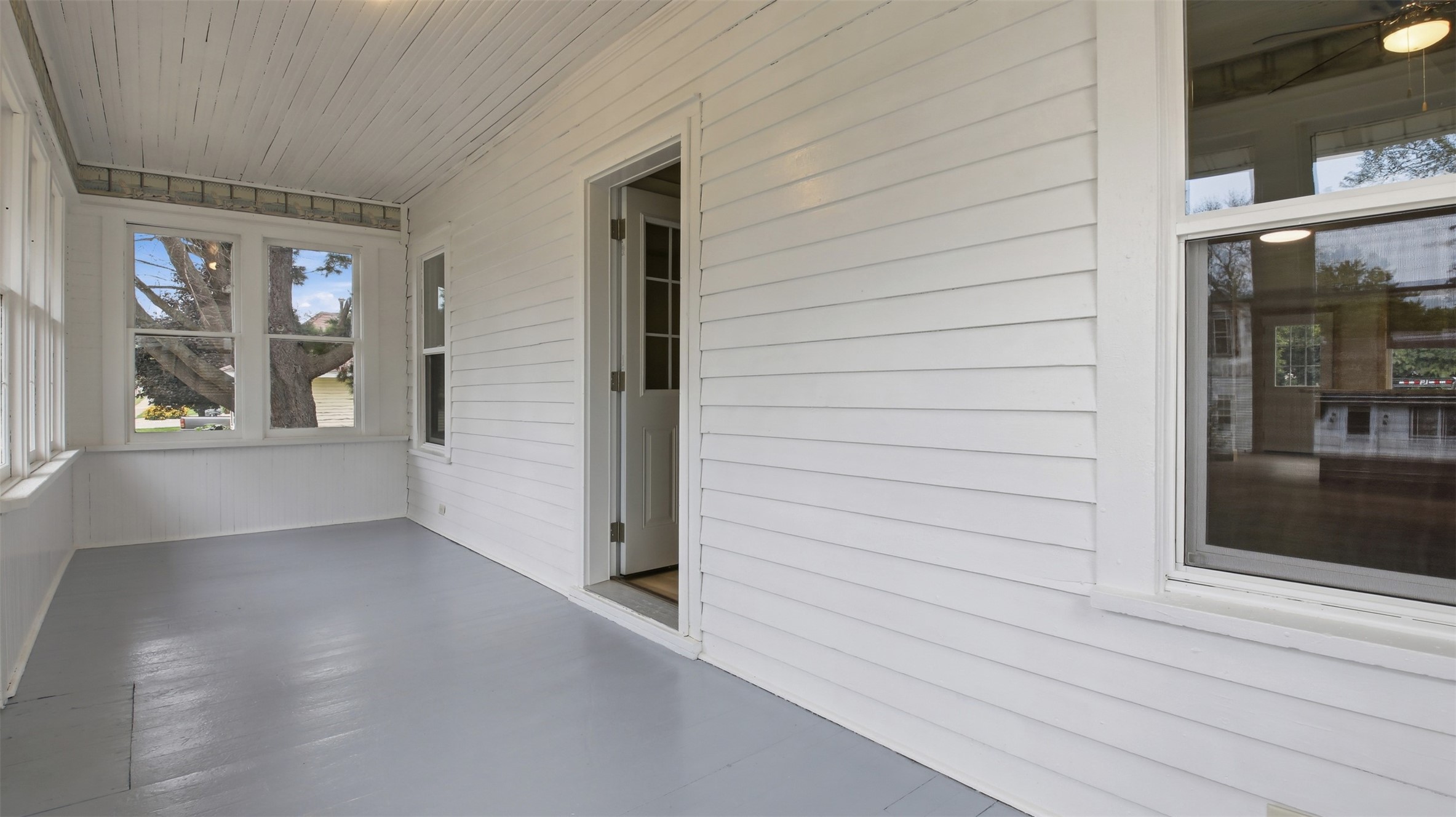 329 Washington Street Property Photo 4