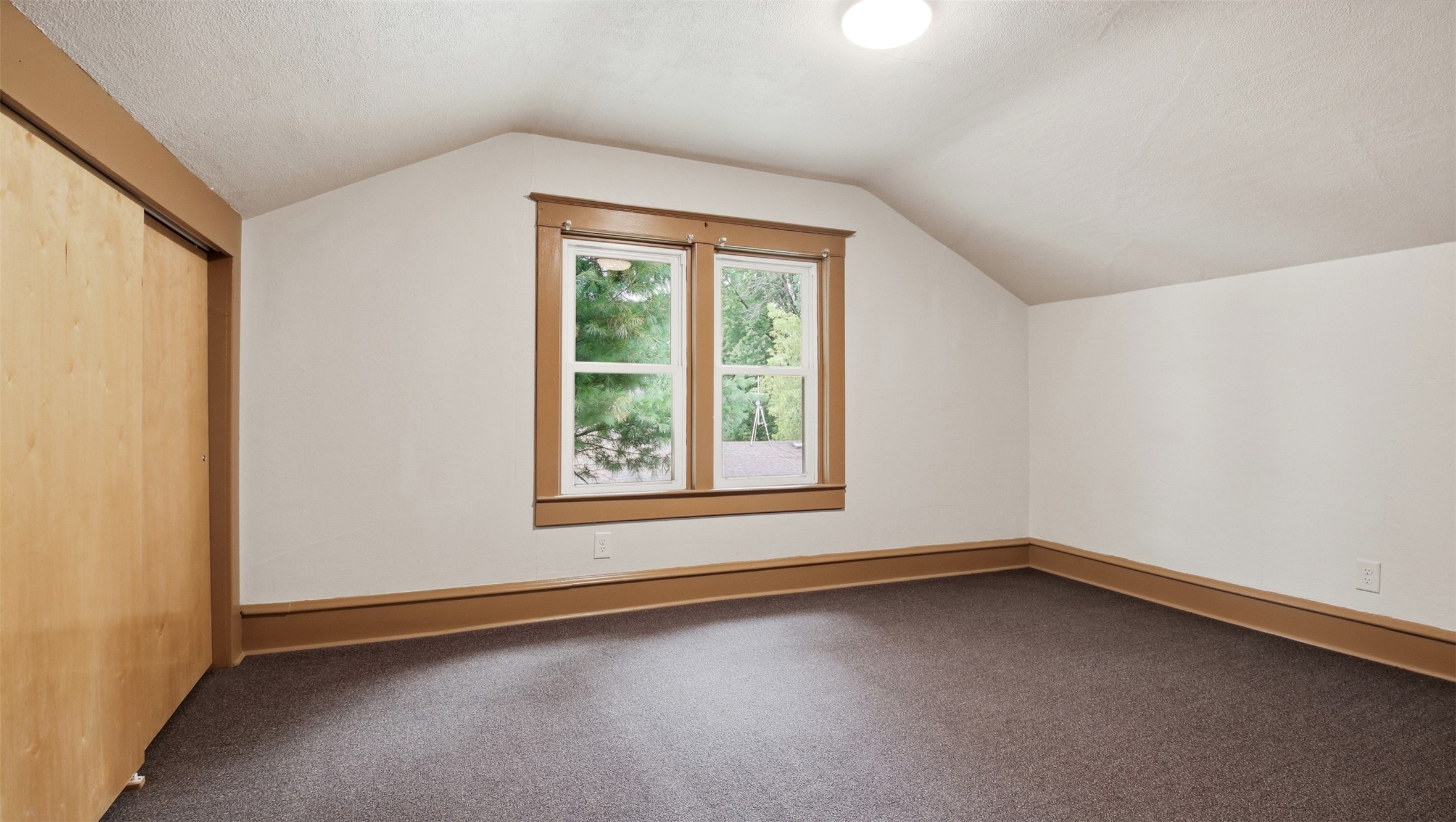 329 Washington Street Property Photo 21