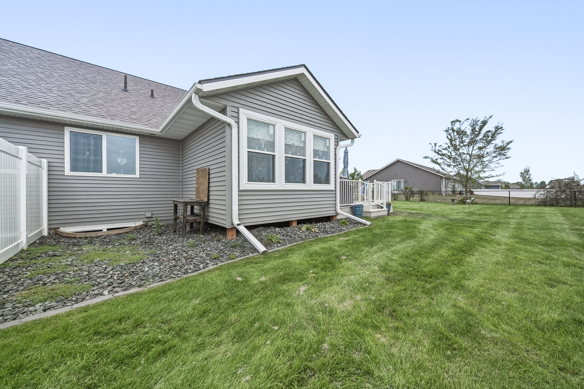 1604502 Property Photo 8
