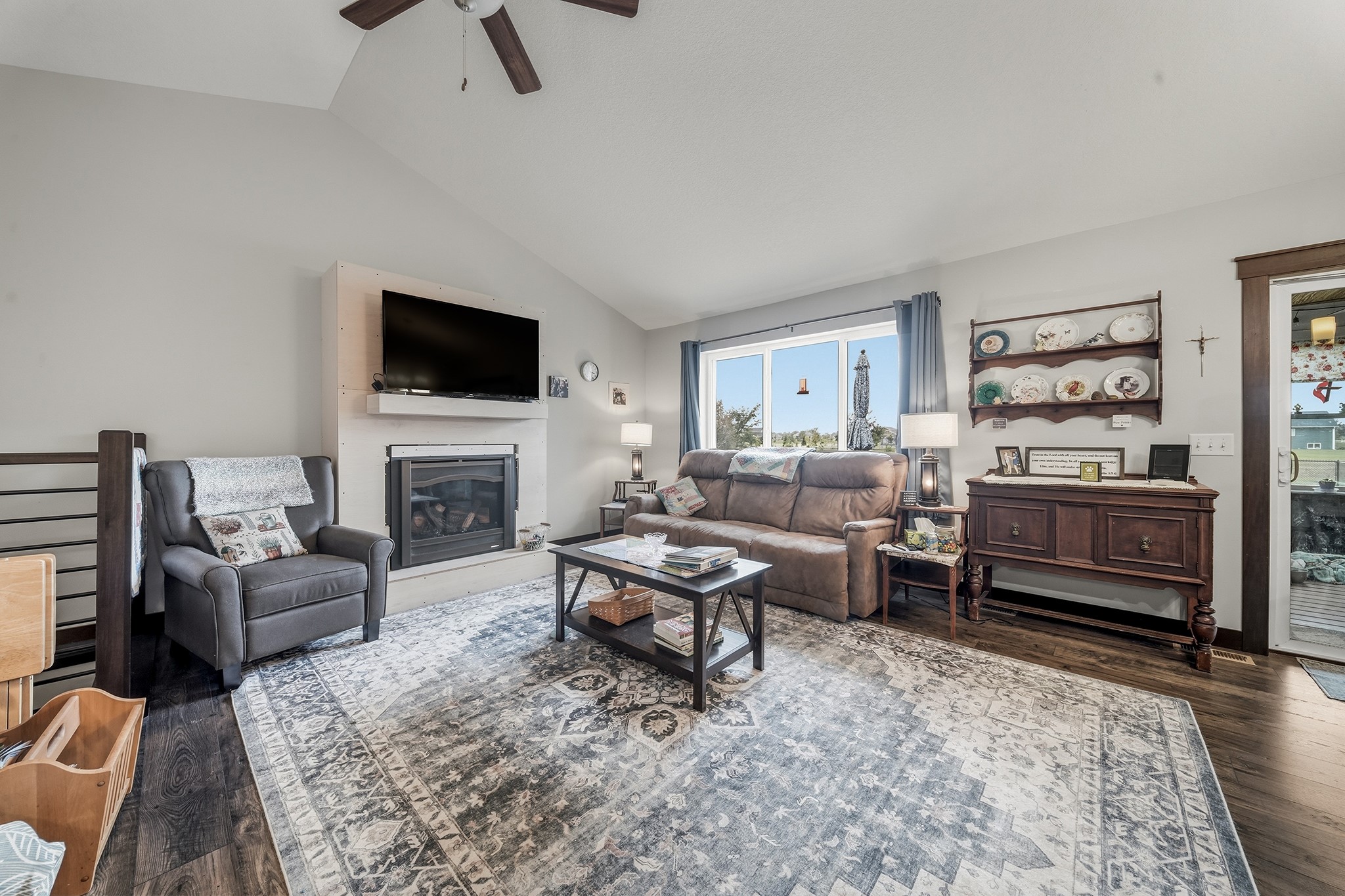 1604502 Property Photo 13