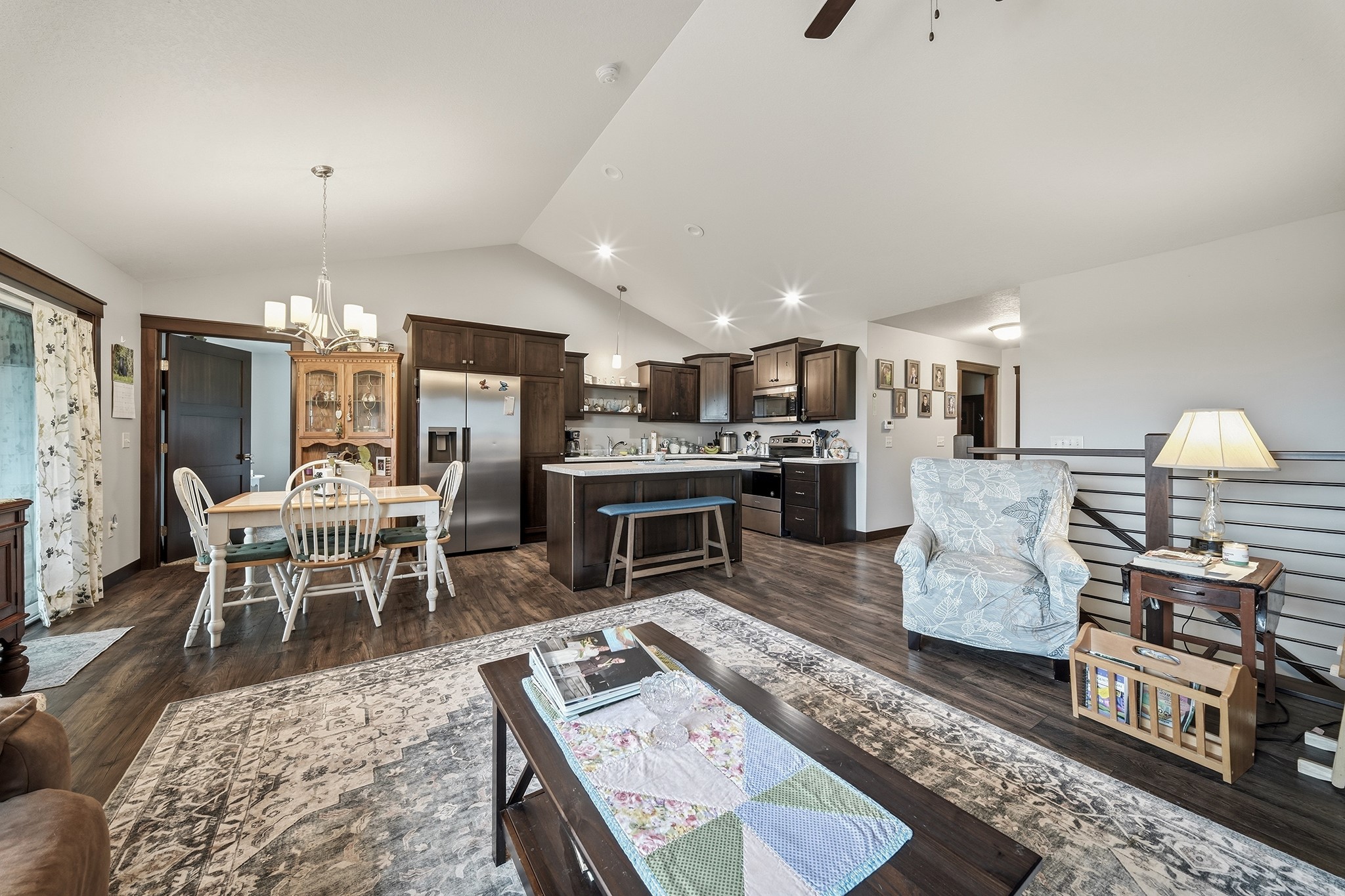 1604502 Property Photo 16