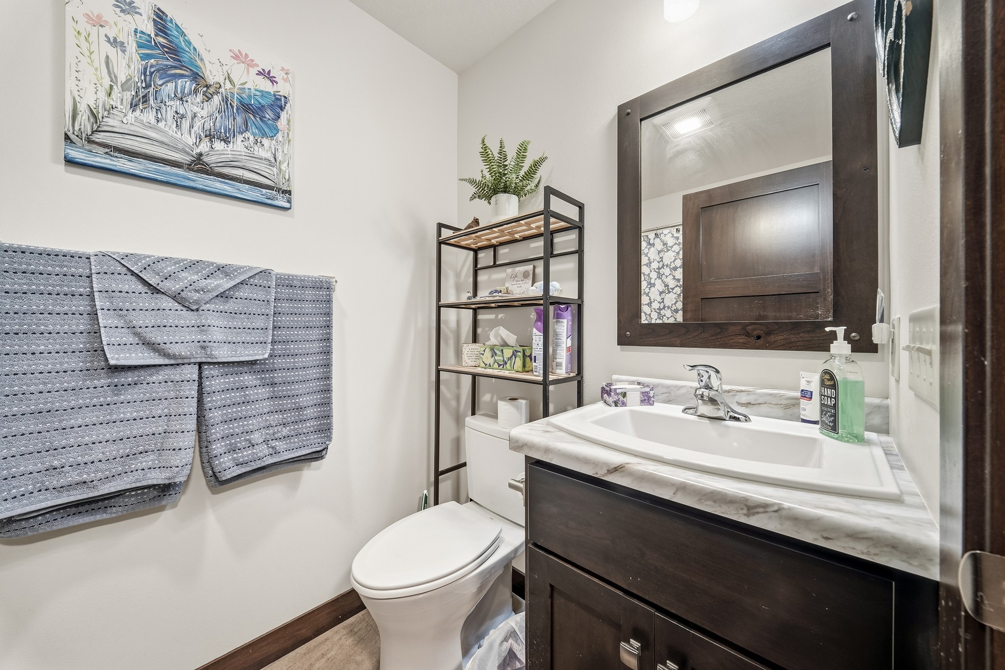 1604502 Property Photo 27