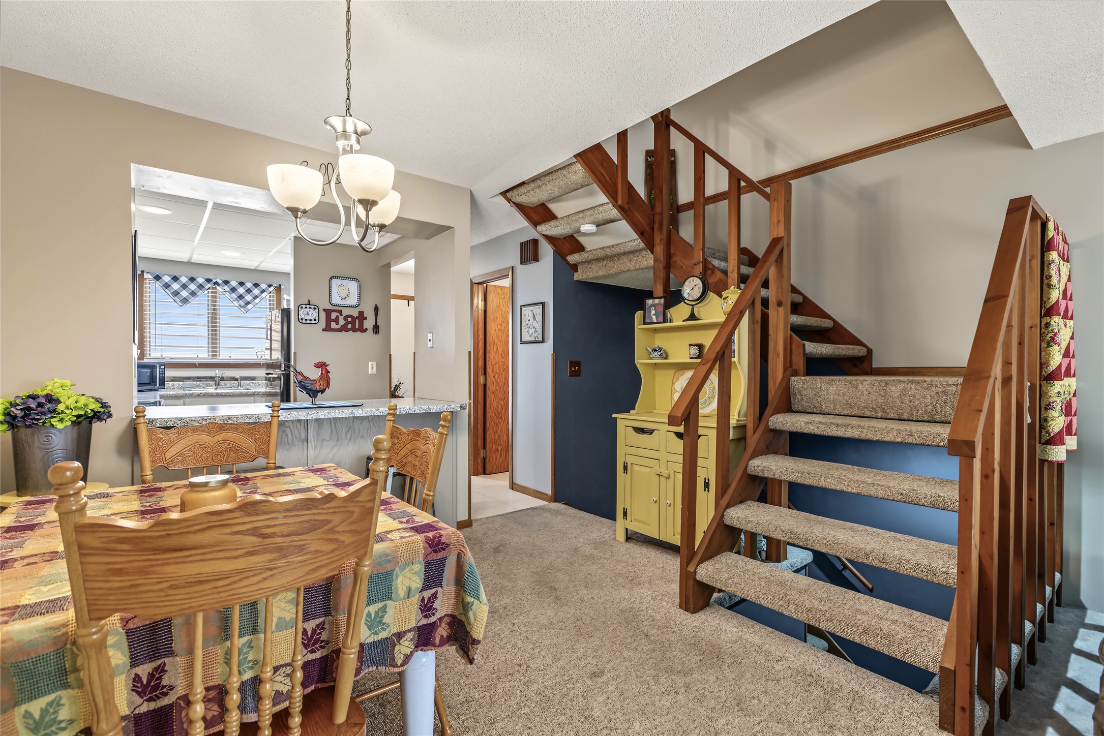 2737 Morningside Drive Property Photo 7