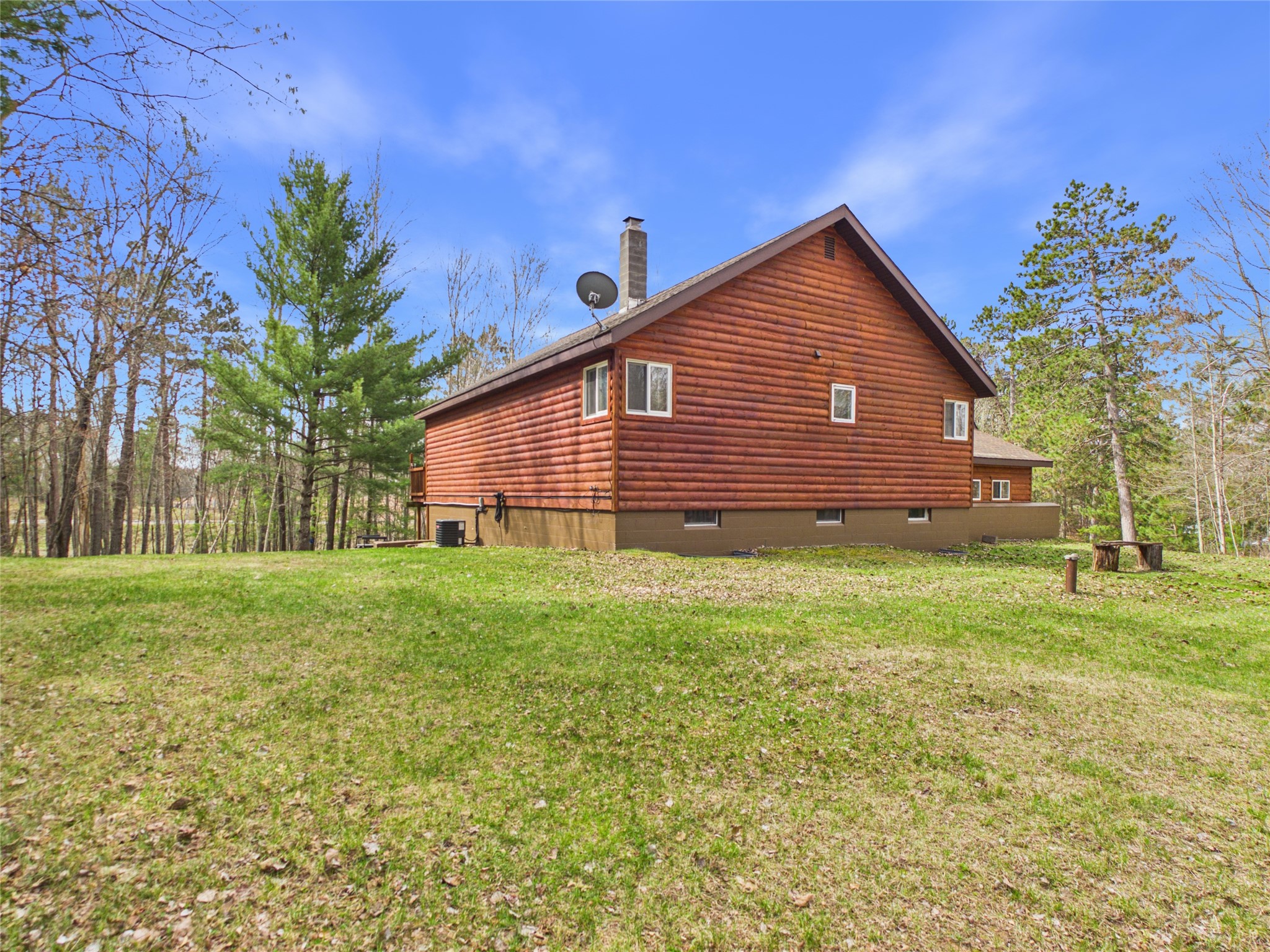 7329 E County Road T Property Photo 4