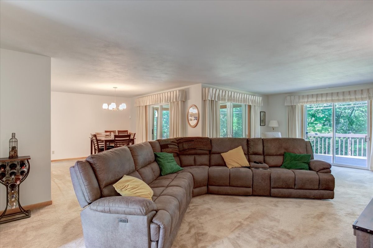 1121 River Heights Road Property Photo 10