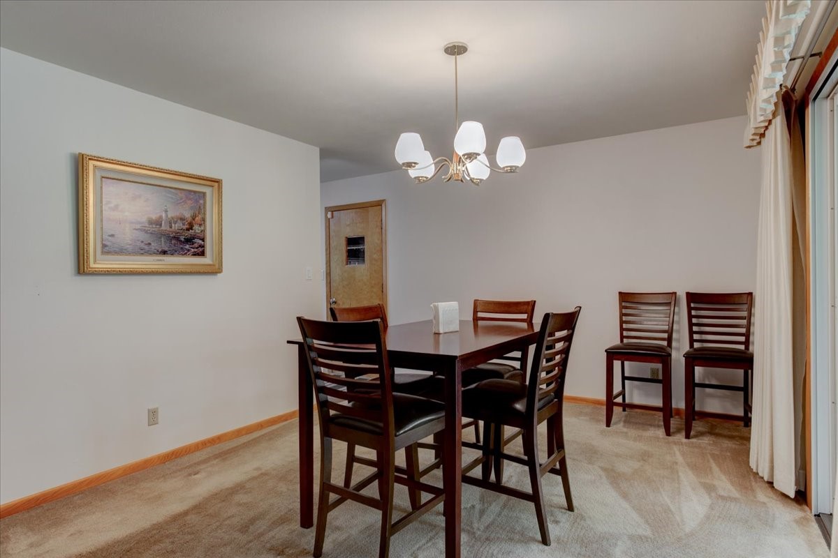1121 River Heights Road Property Photo 12