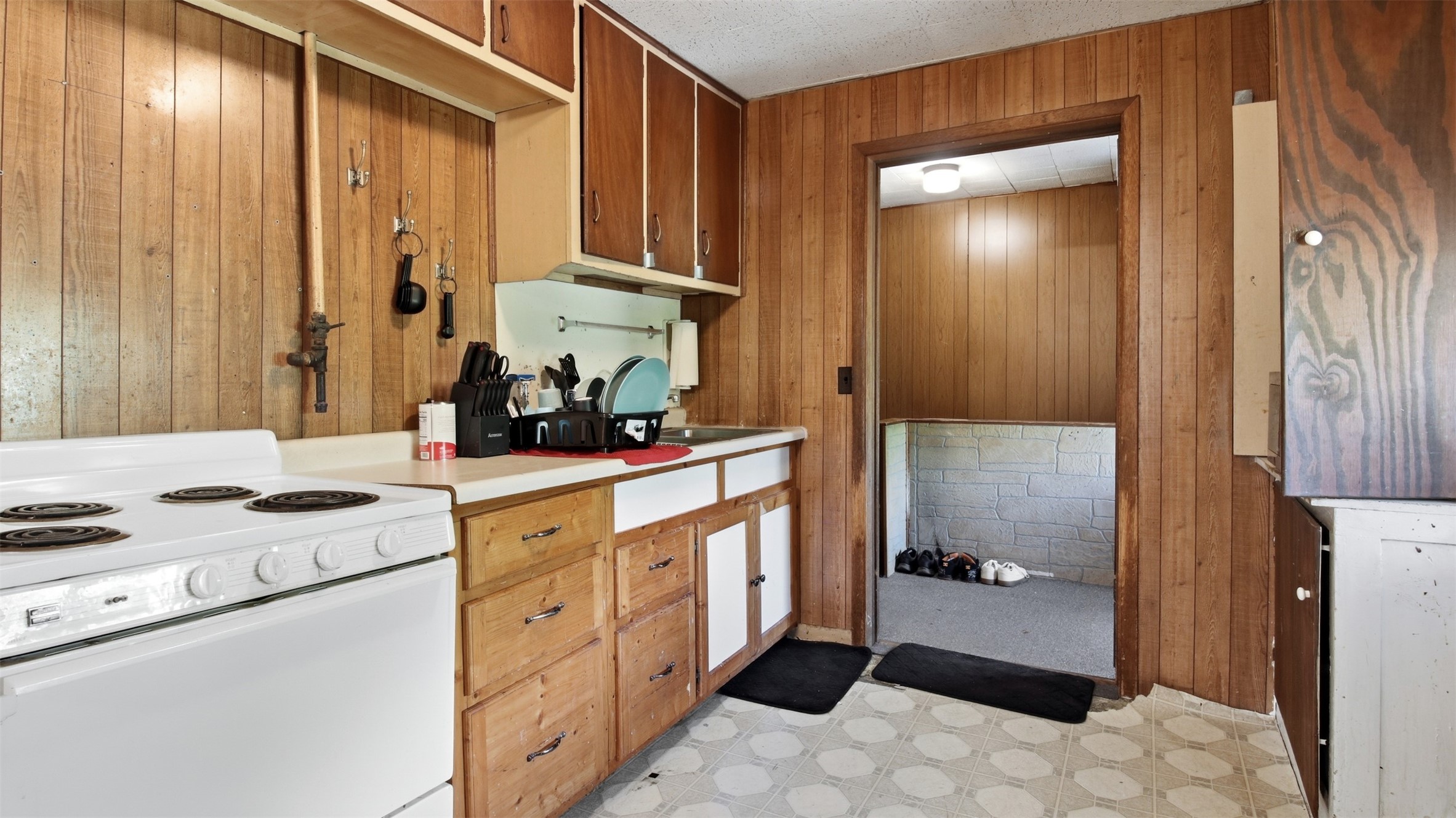 905 Lewis Avenue 1 & 2 Property Photo 25