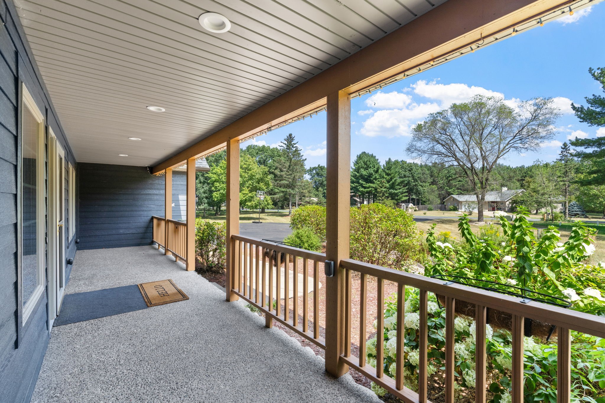 2403 Eagle Ridge Drive Property Photo 4