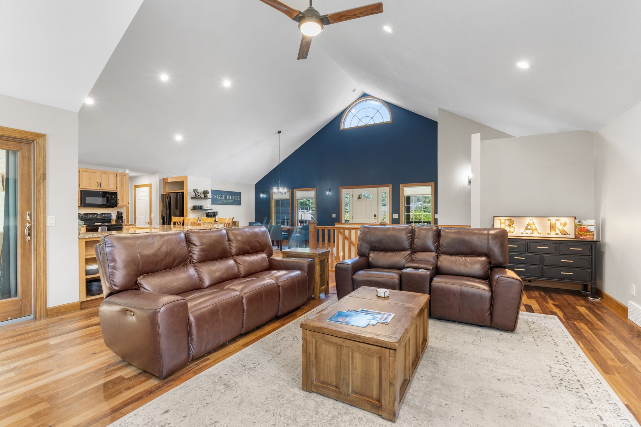 2403 Eagle Ridge Drive Property Photo 7