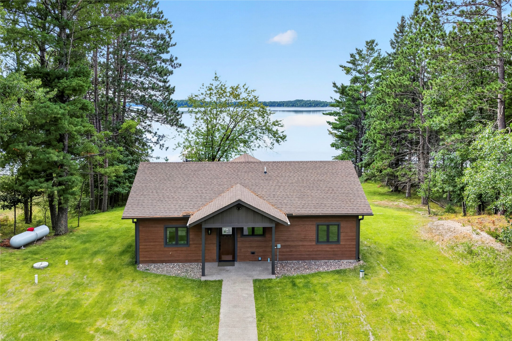 5435 James Road Property Photo 3