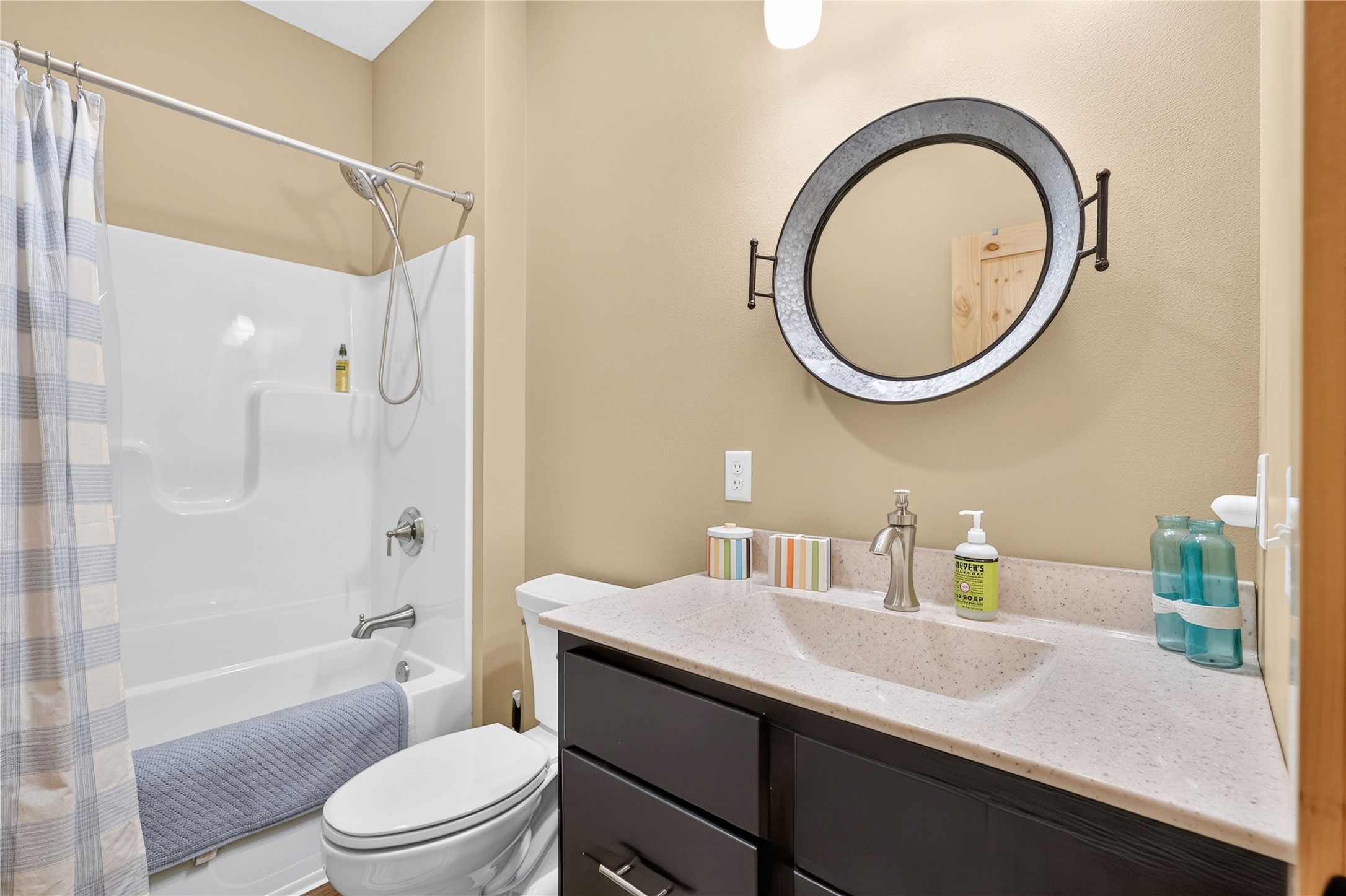5435 James Road Property Photo 37