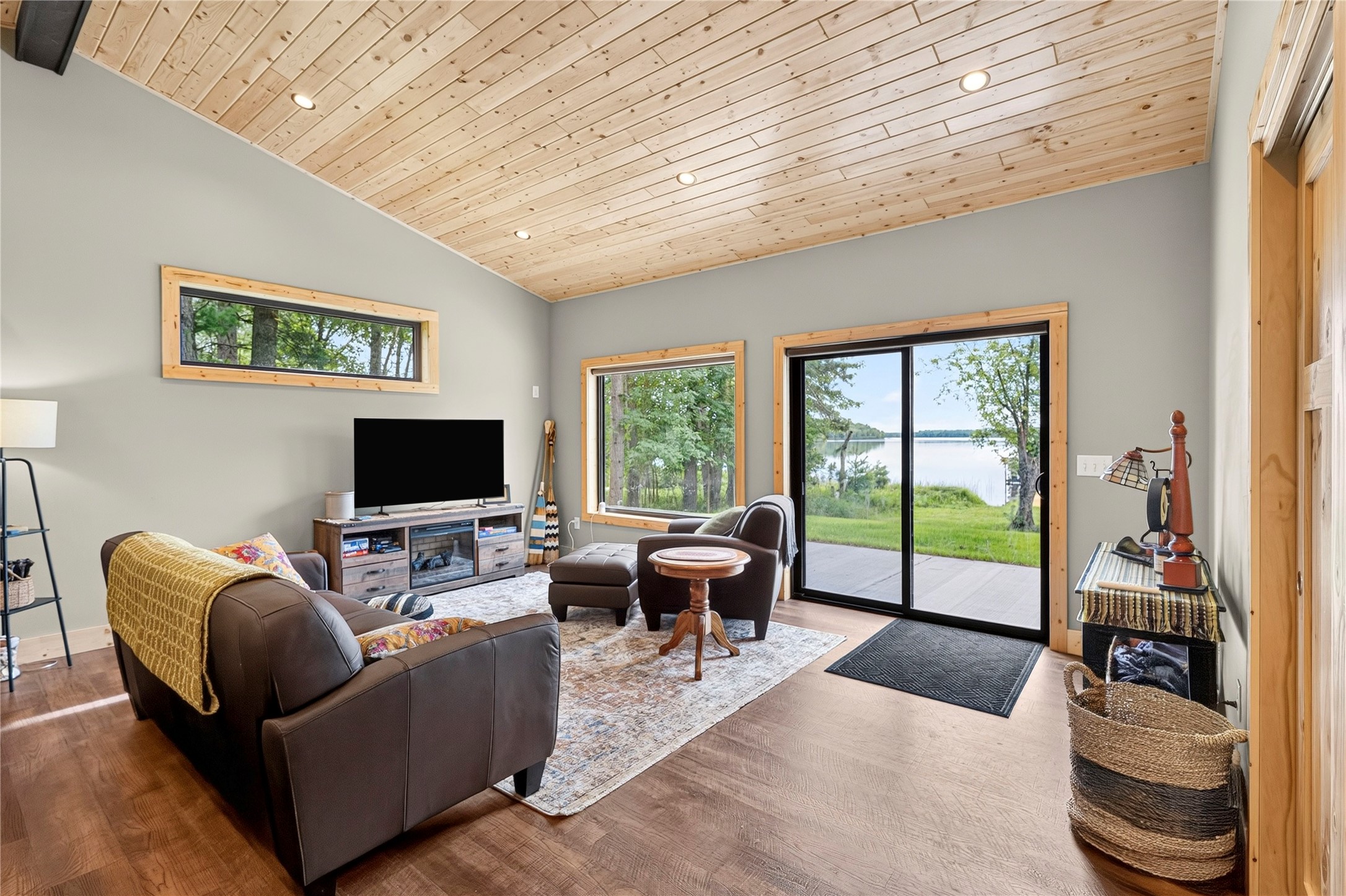 5435 James Road Property Photo 42