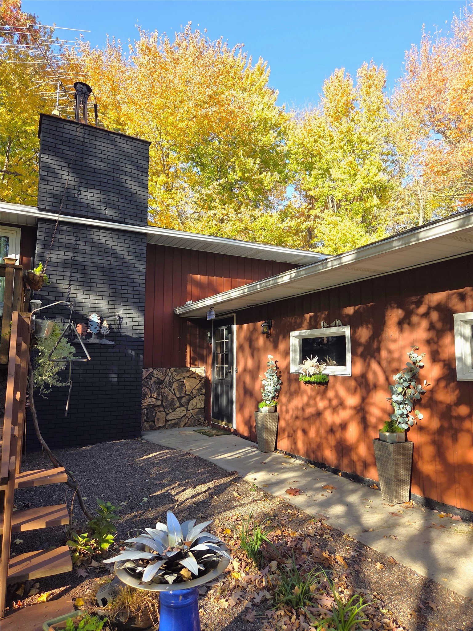 15687 State Highway 27 Property Photo 4