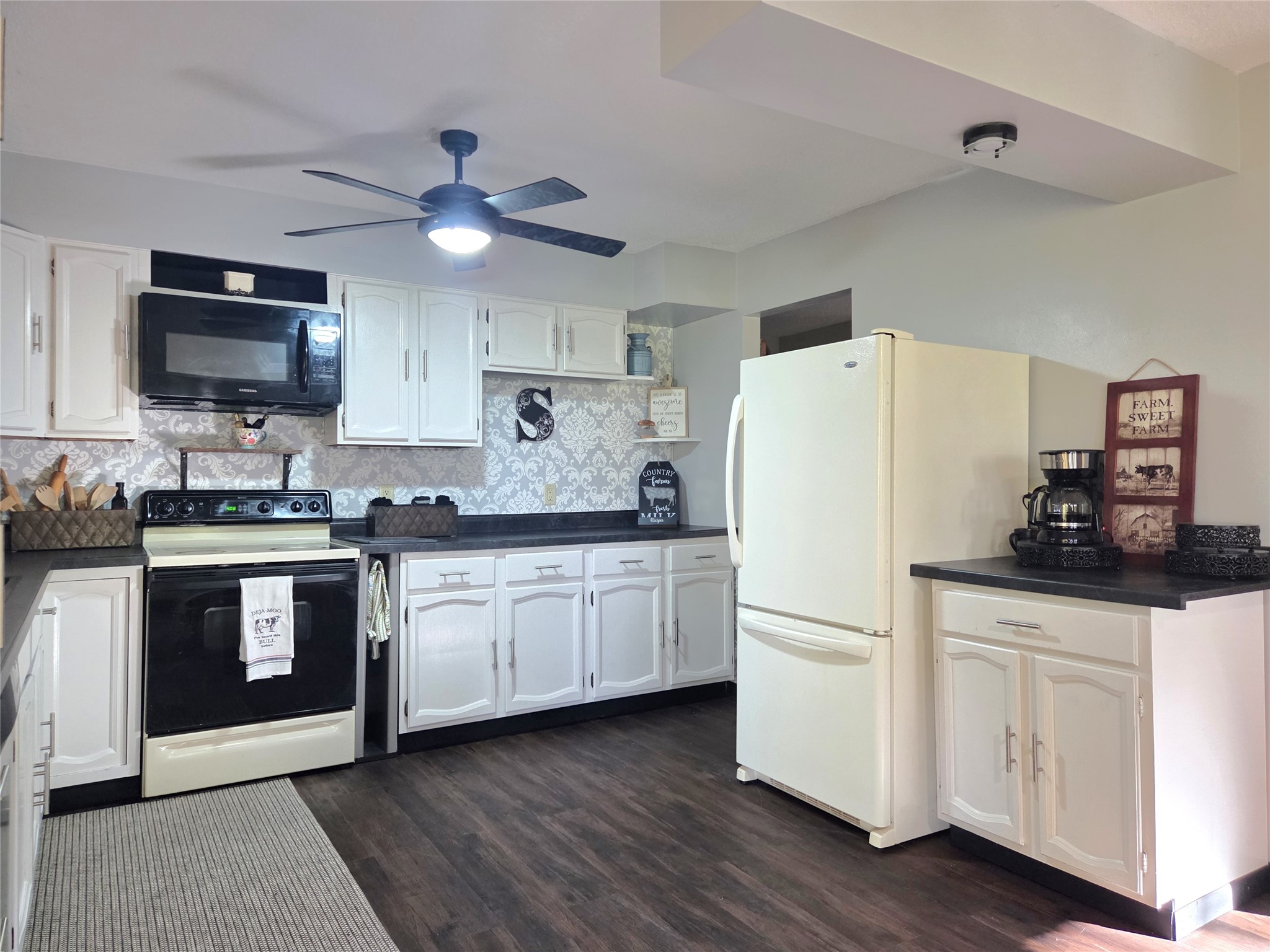 15687 State Highway 27 Property Photo 21