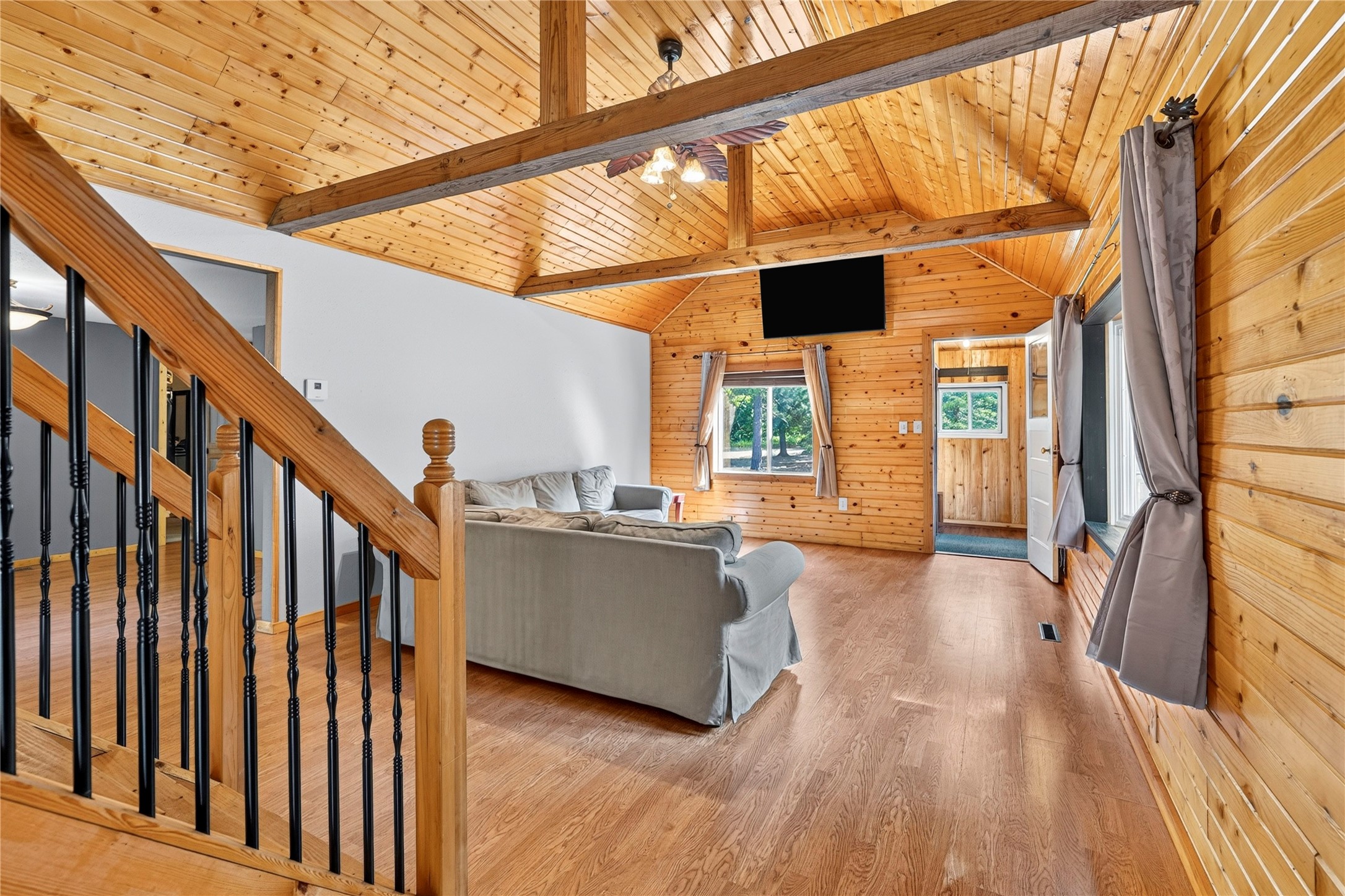 N13163 Gilmore Drive Property Photo 8