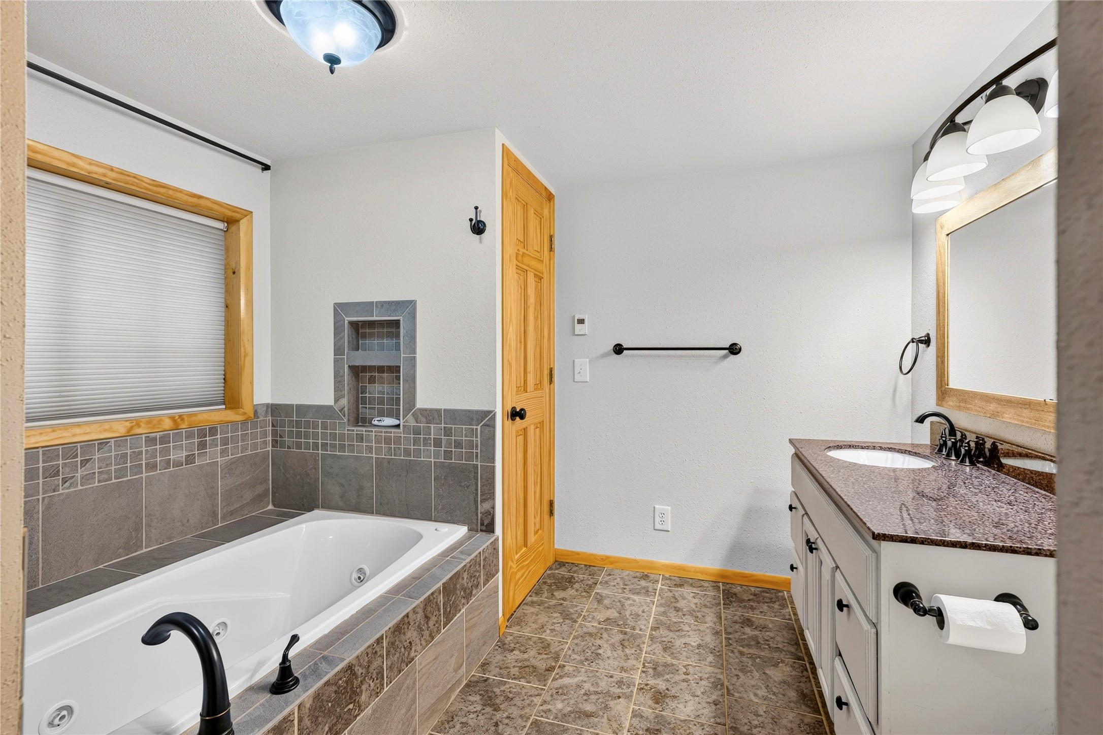 N13163 Gilmore Drive Property Photo 27