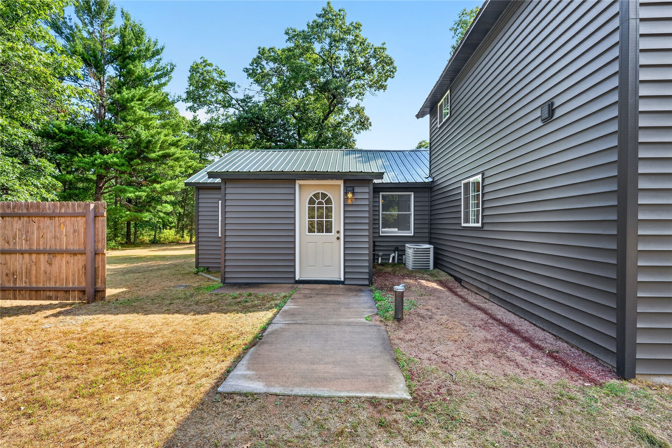 N13163 Gilmore Drive Property Photo 49