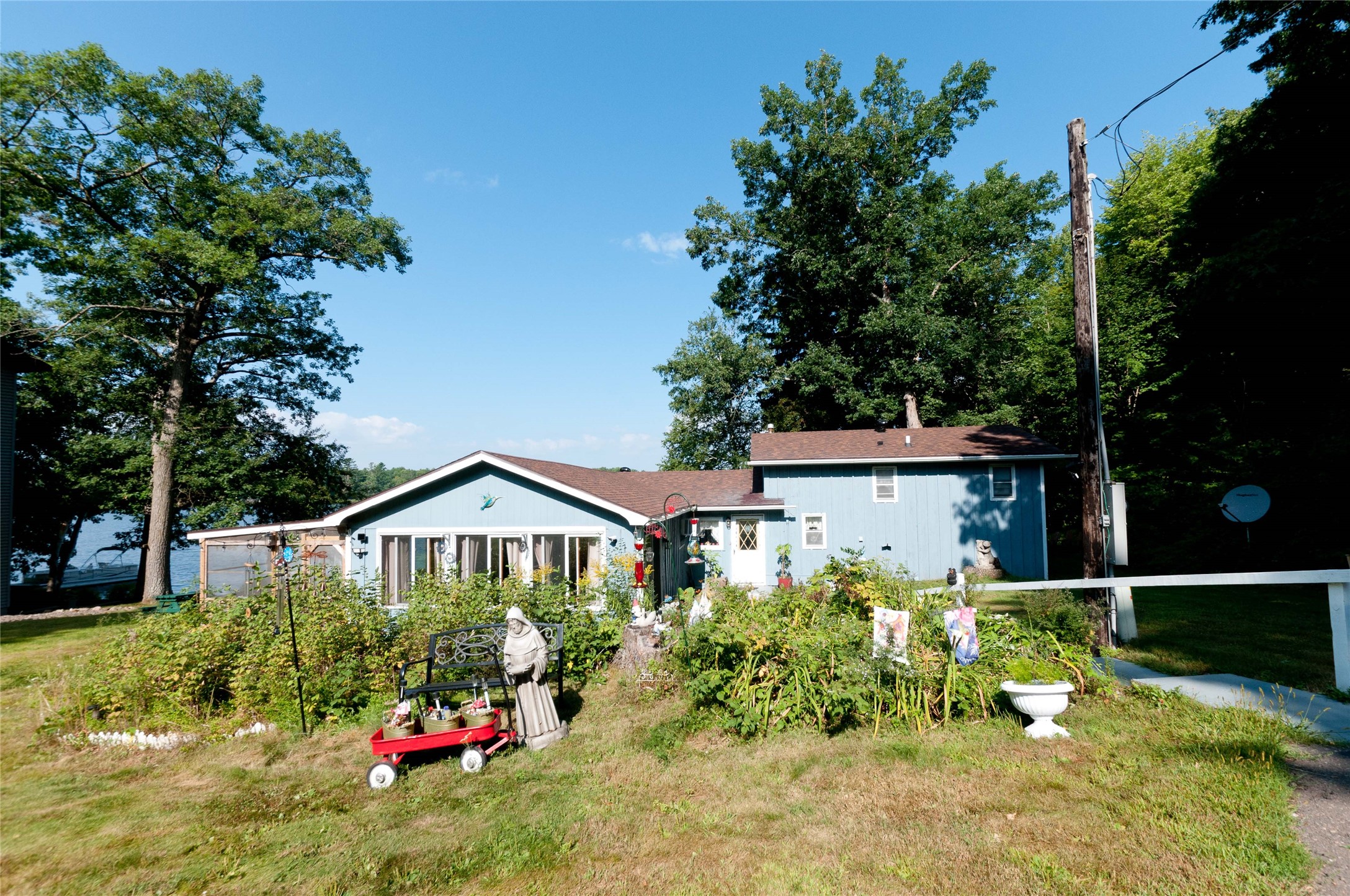 1568 2 1/2 Street Property Photo 3