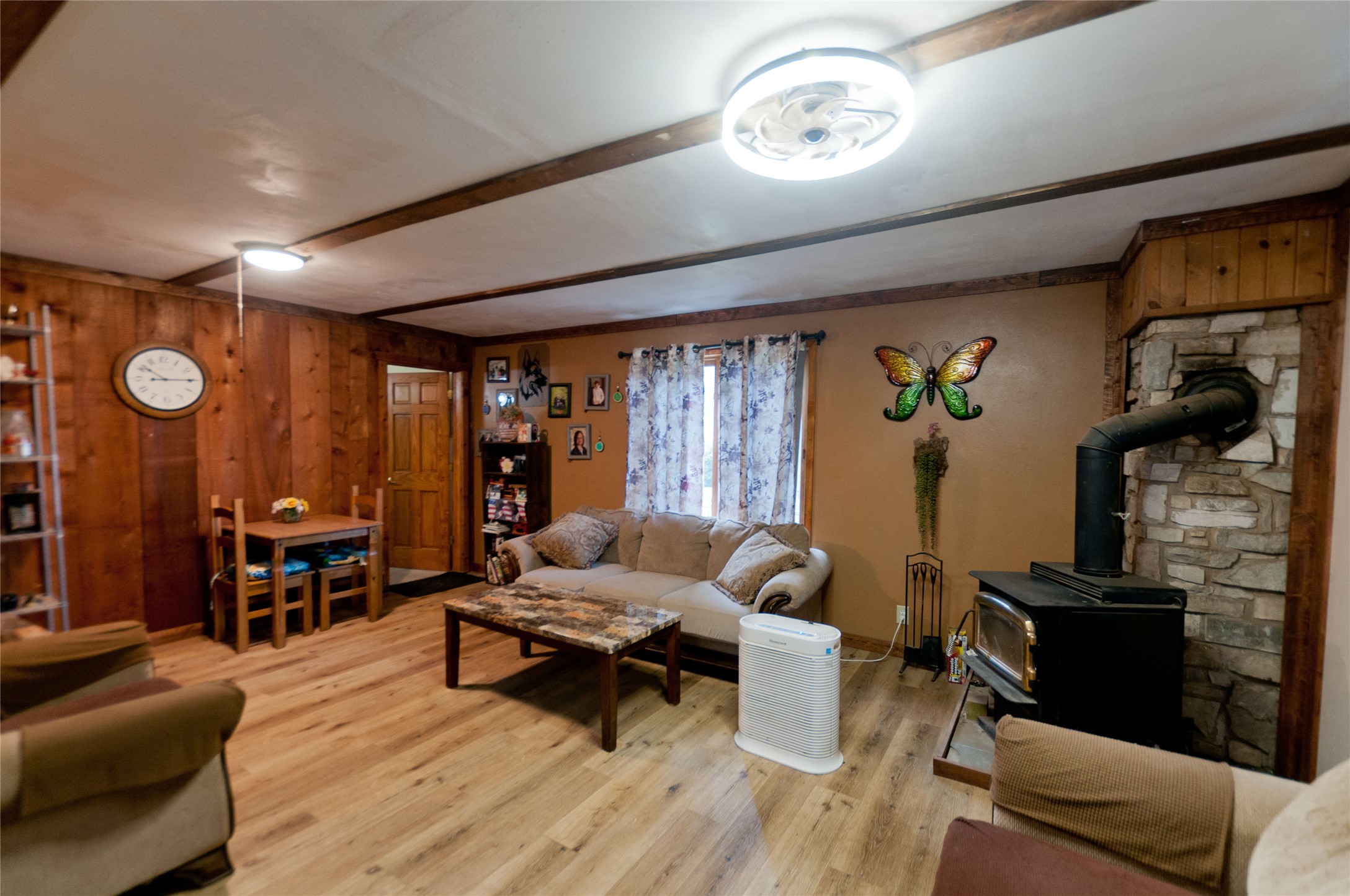 1568 2 1/2 Street Property Photo 25