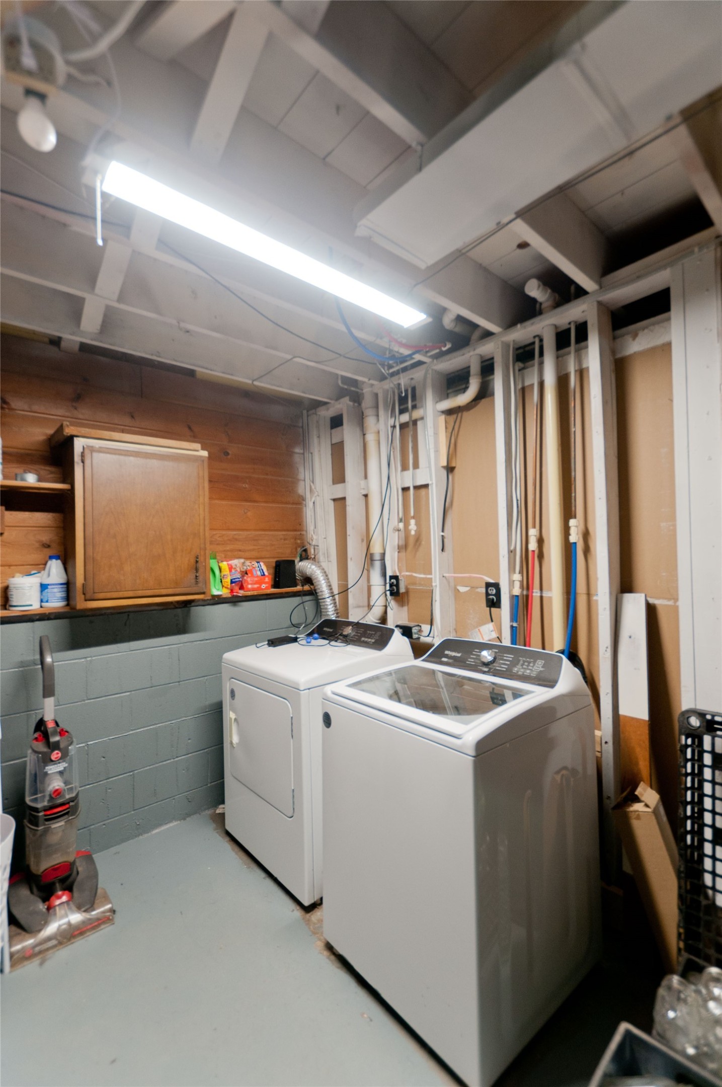 1568 2 1/2 Street Property Photo 35